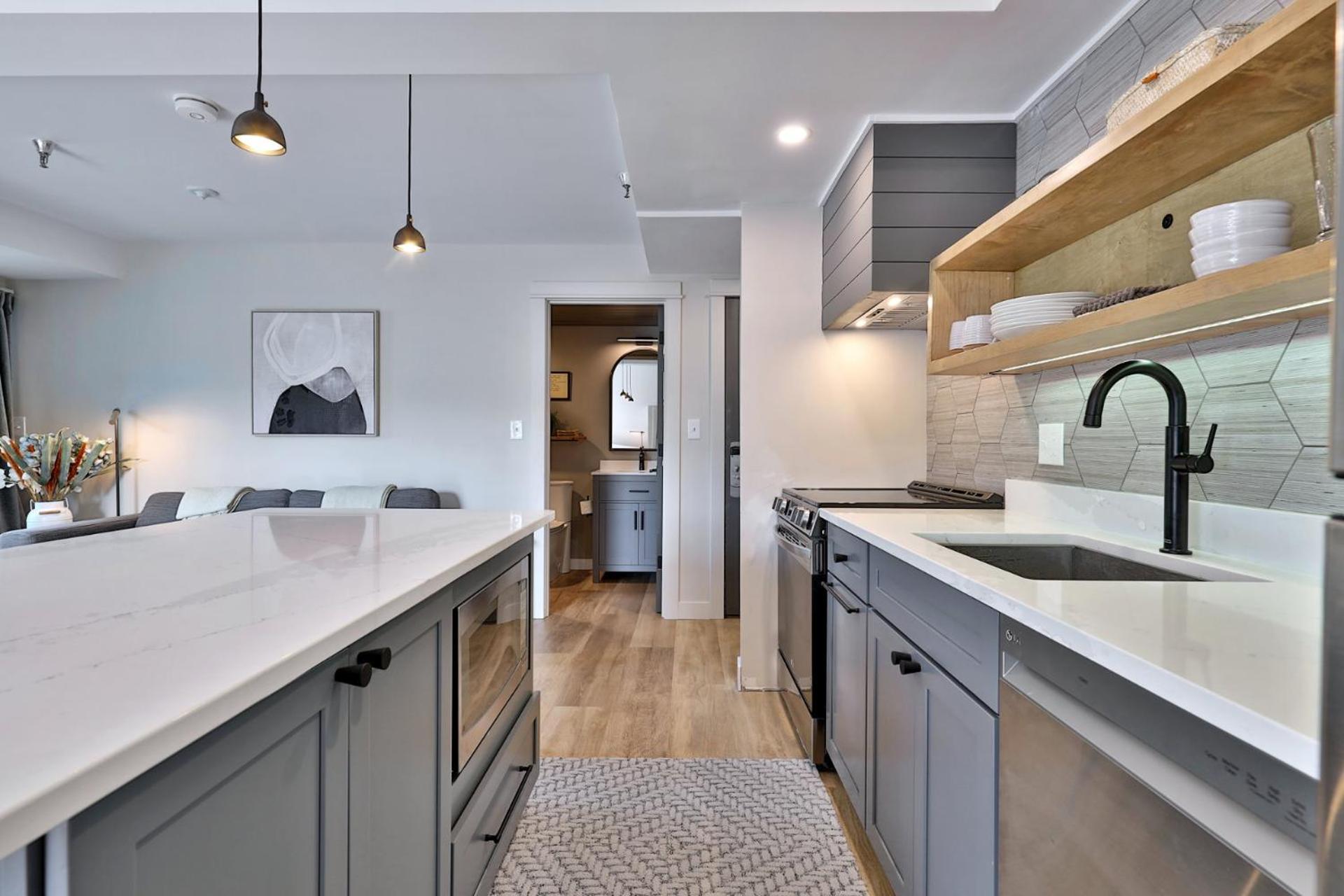 Mountain Green 3F9 - Newly Renovated Studio, Amazing Views and Location, Pool, Hot Tub, Shuttle