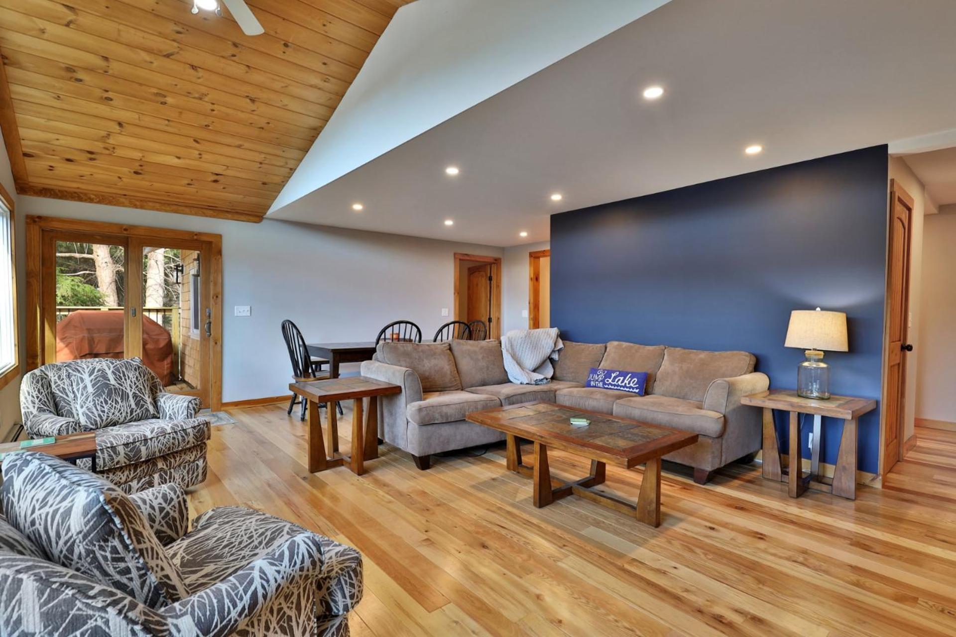 Lakeside Lodge at Fern Lake - 3BR, 1BA Waterfront with Dock