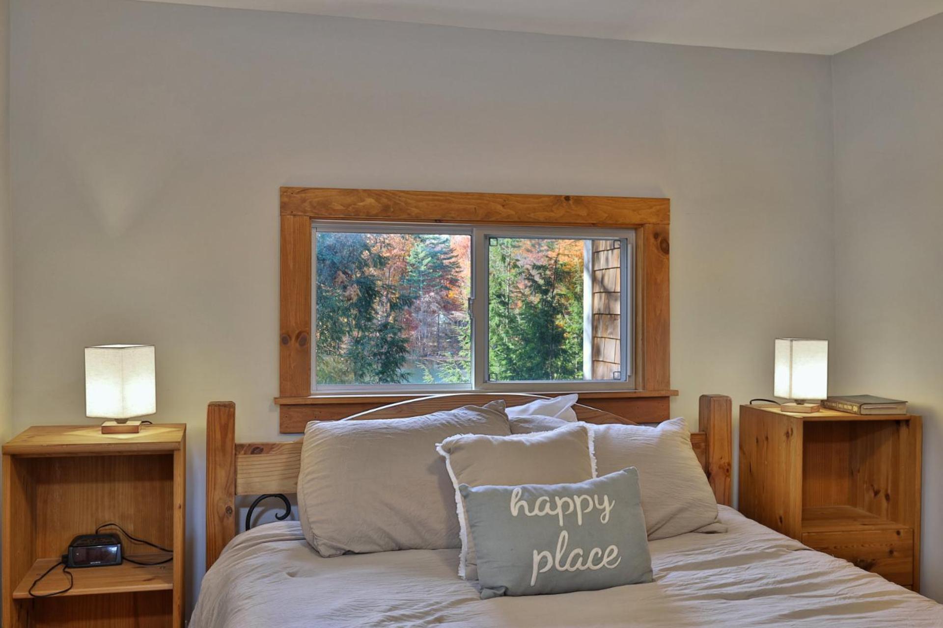 Lakeside Lodge at Fern Lake - 3BR, 1BA Waterfront with Dock