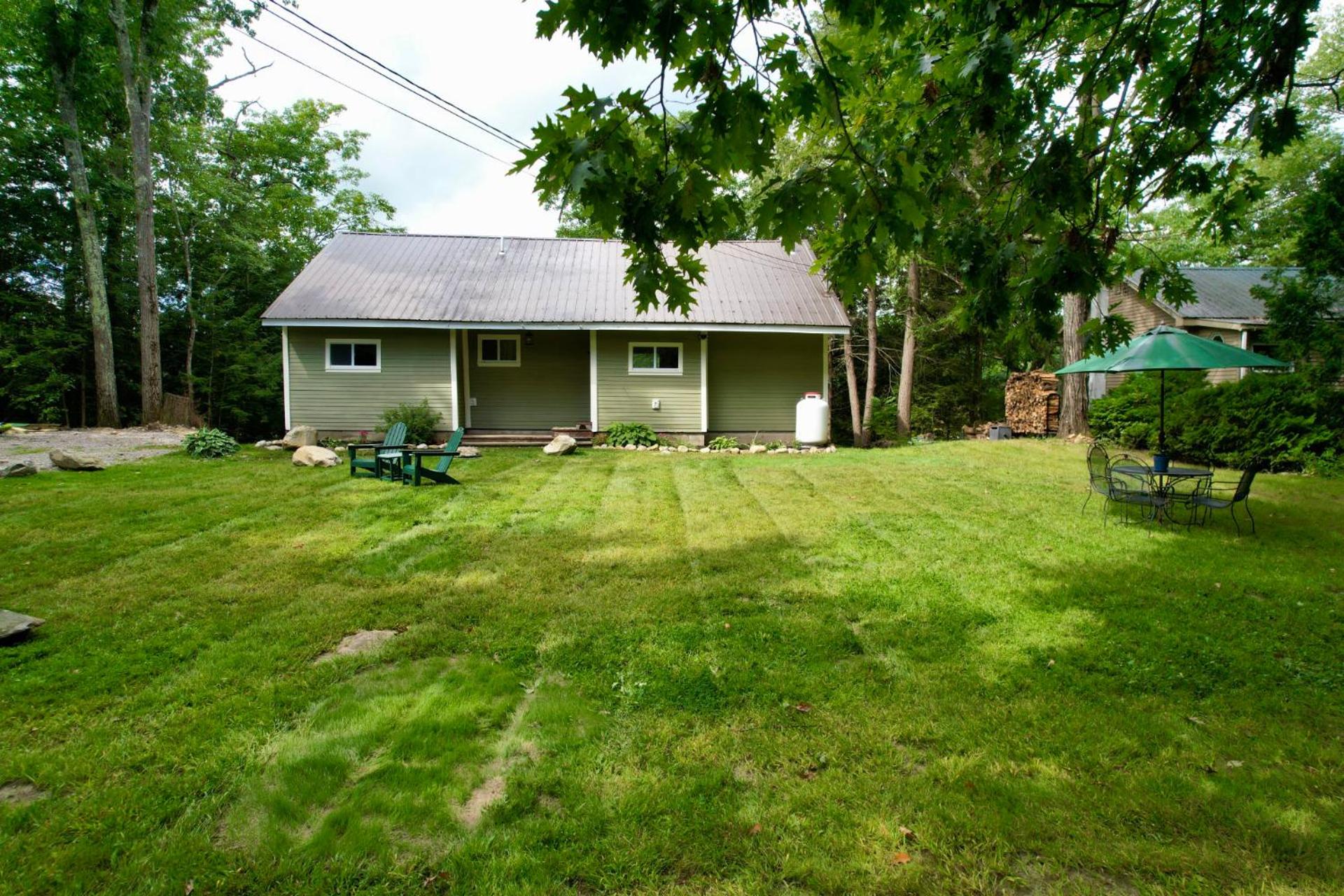 Lakeside Lodge at Fern Lake - 3BR, 1BA Waterfront with Dock