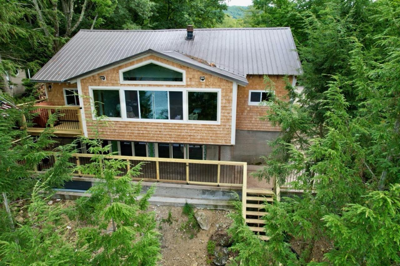 Lakeside Lodge at Fern Lake - 3BR, 1BA Waterfront with Dock