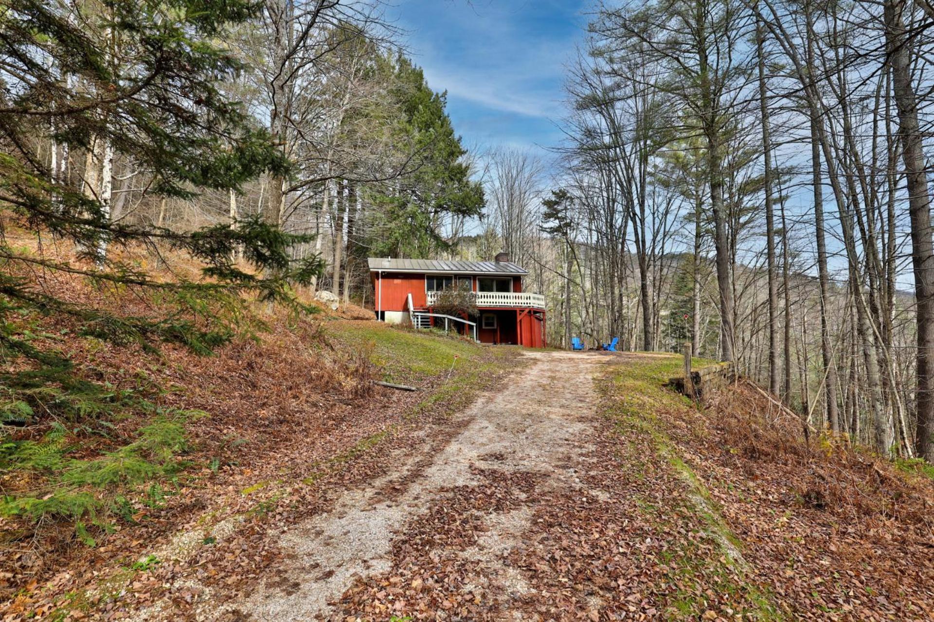 Cozy Vermont House Near Ski Resort, Bridgewater and Woodstock, Private
