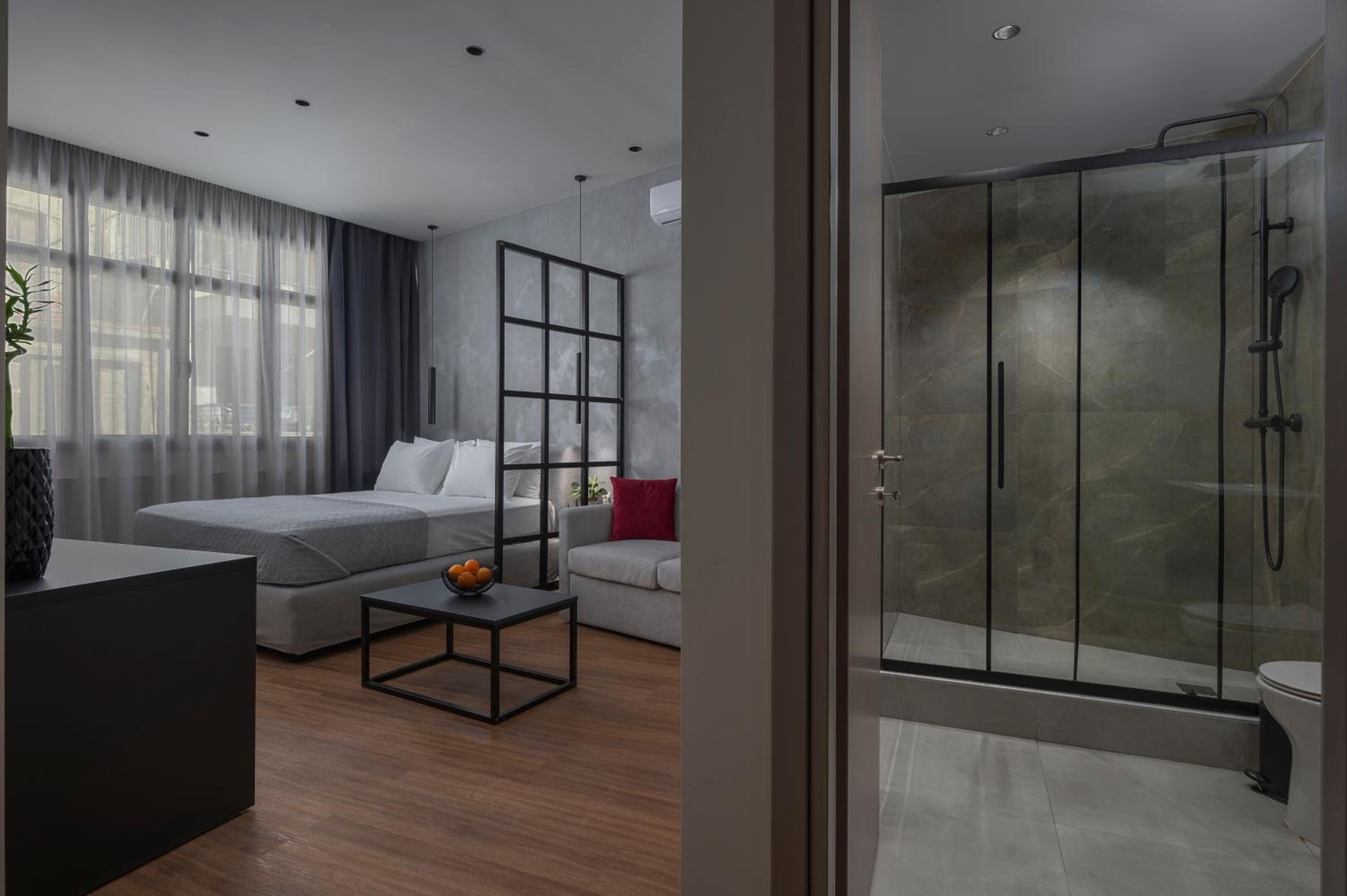Hebrard Industrial Suites
