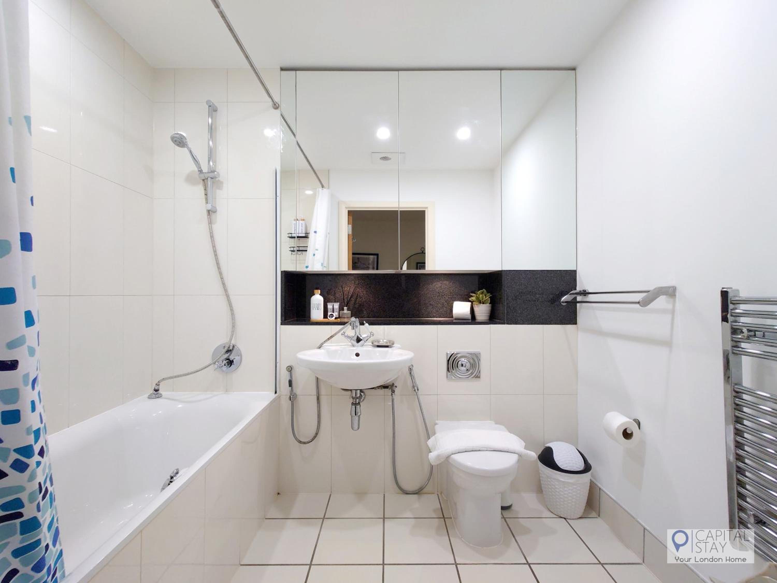 3 Bed Serviced Apartment in Battersea - River views
