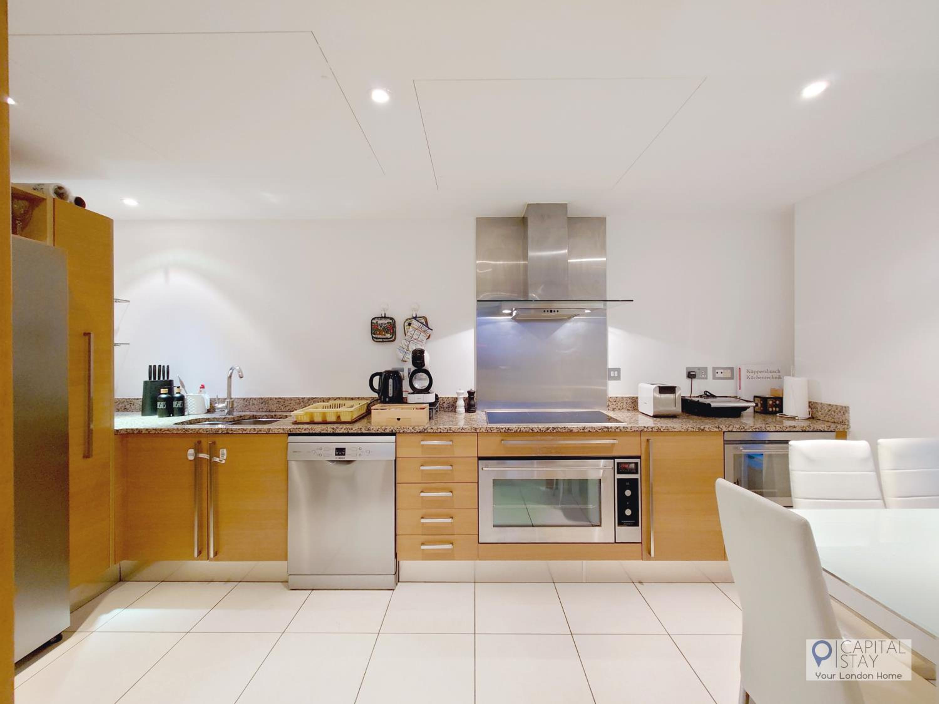 3 Bed Serviced Apartment in Battersea - River views