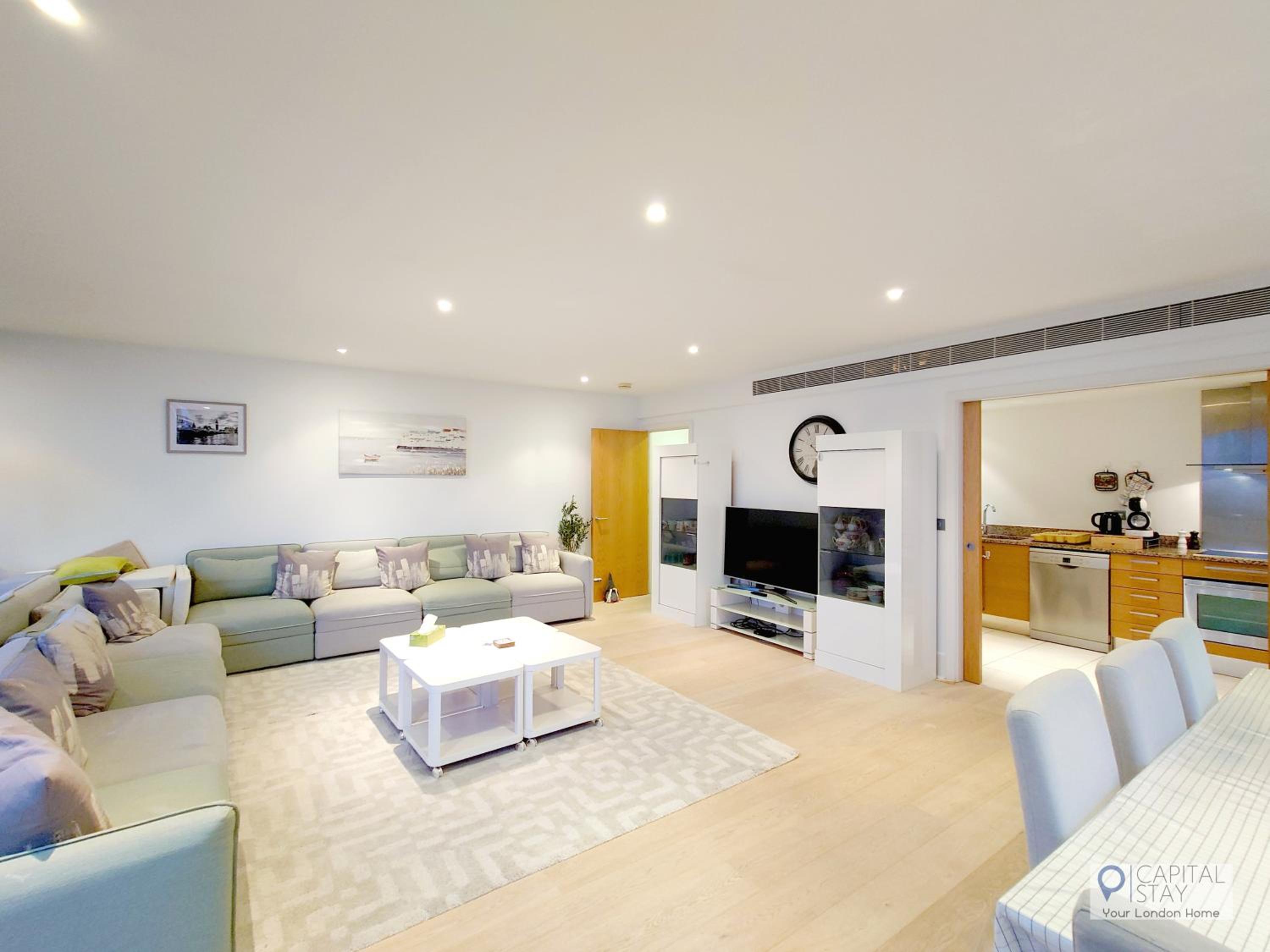 3 Bed Serviced Apartment in Battersea - River views