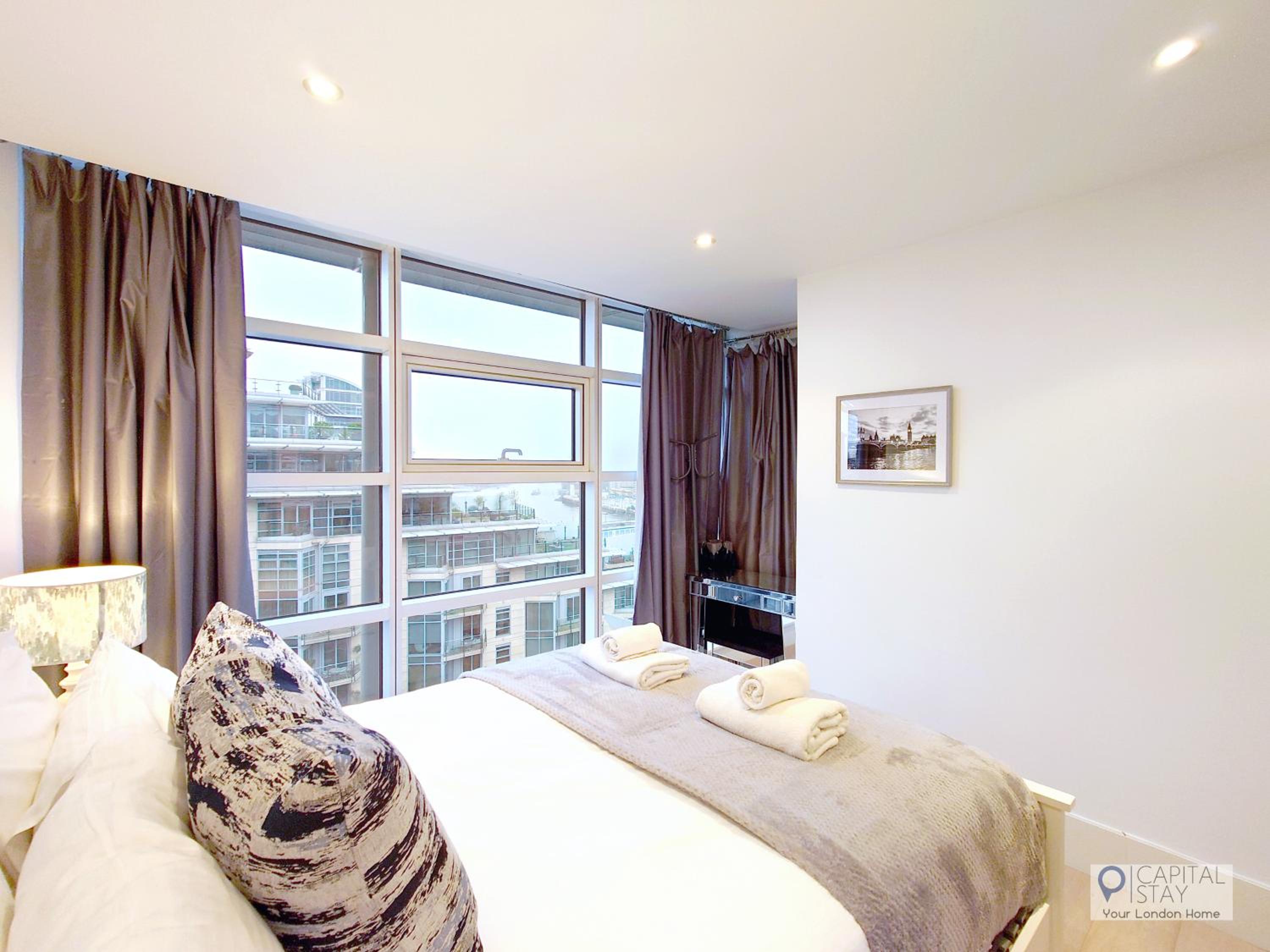 3 Bed Serviced Apartment in Battersea - River views