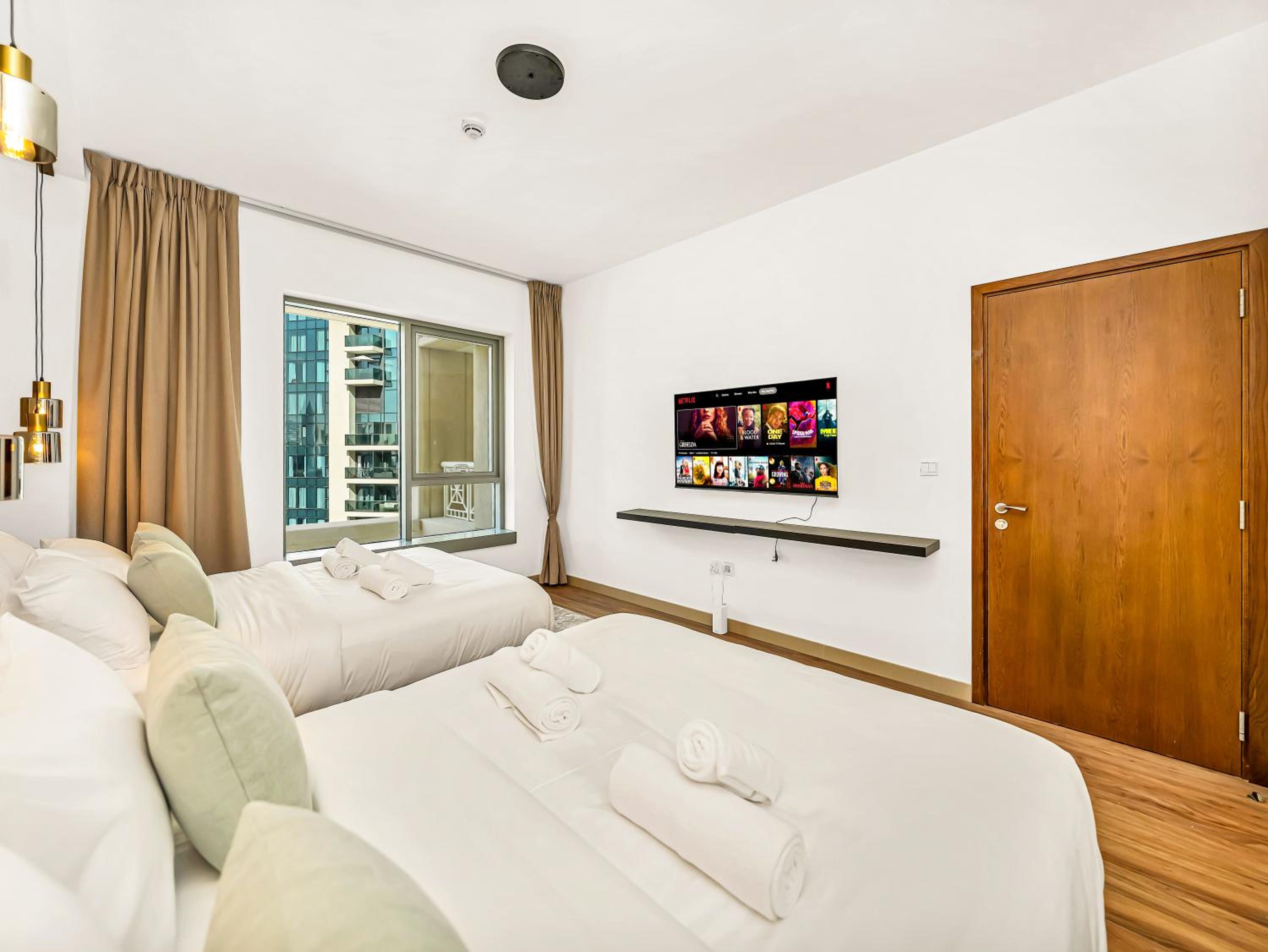 Royal Vista - Luxury 3BR Apartment at 29 Boulevard Tower - Downtown