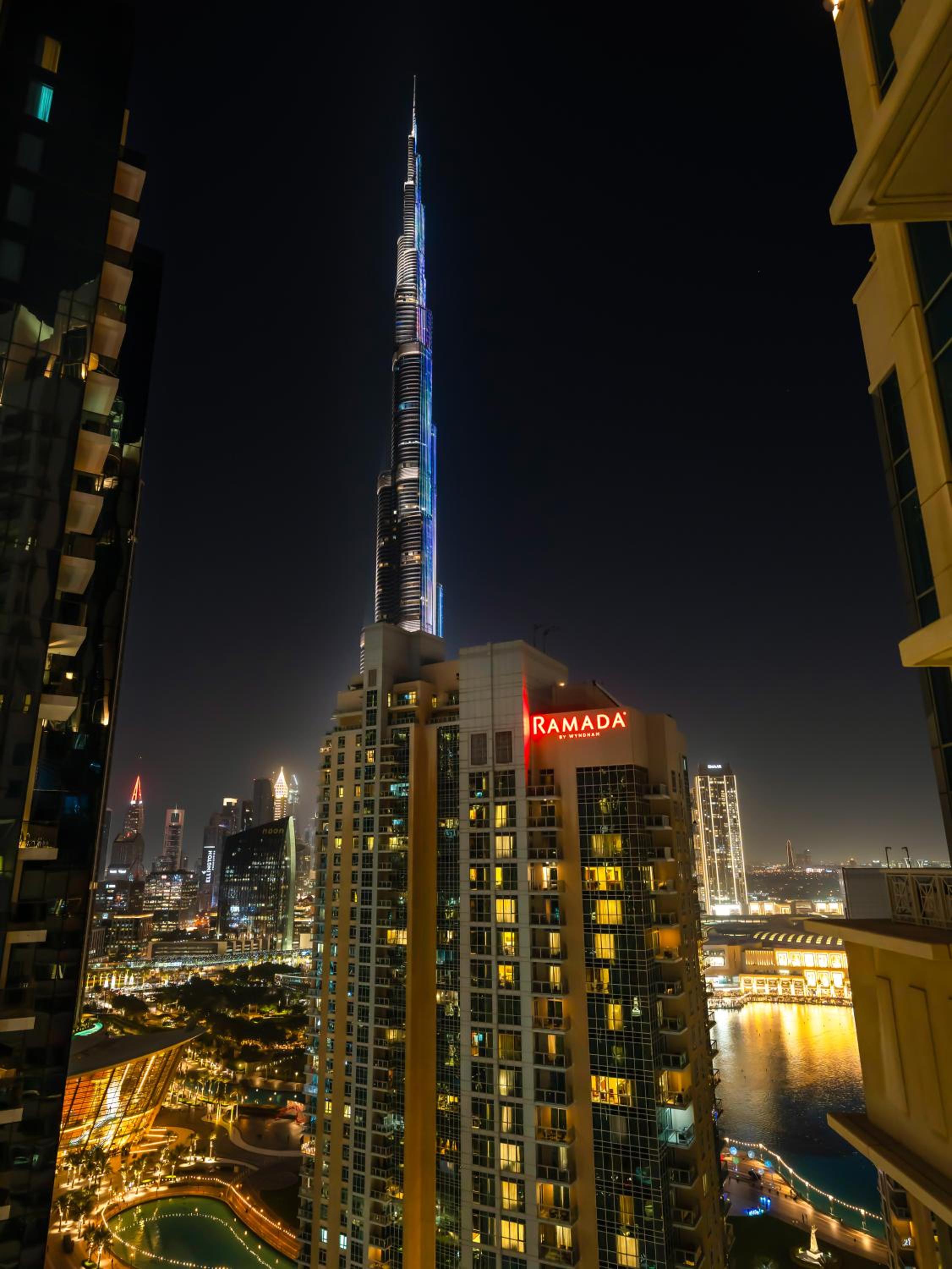 Royal Vista - Luxury 3BR Apartment at 29 Boulevard Tower - Downtown