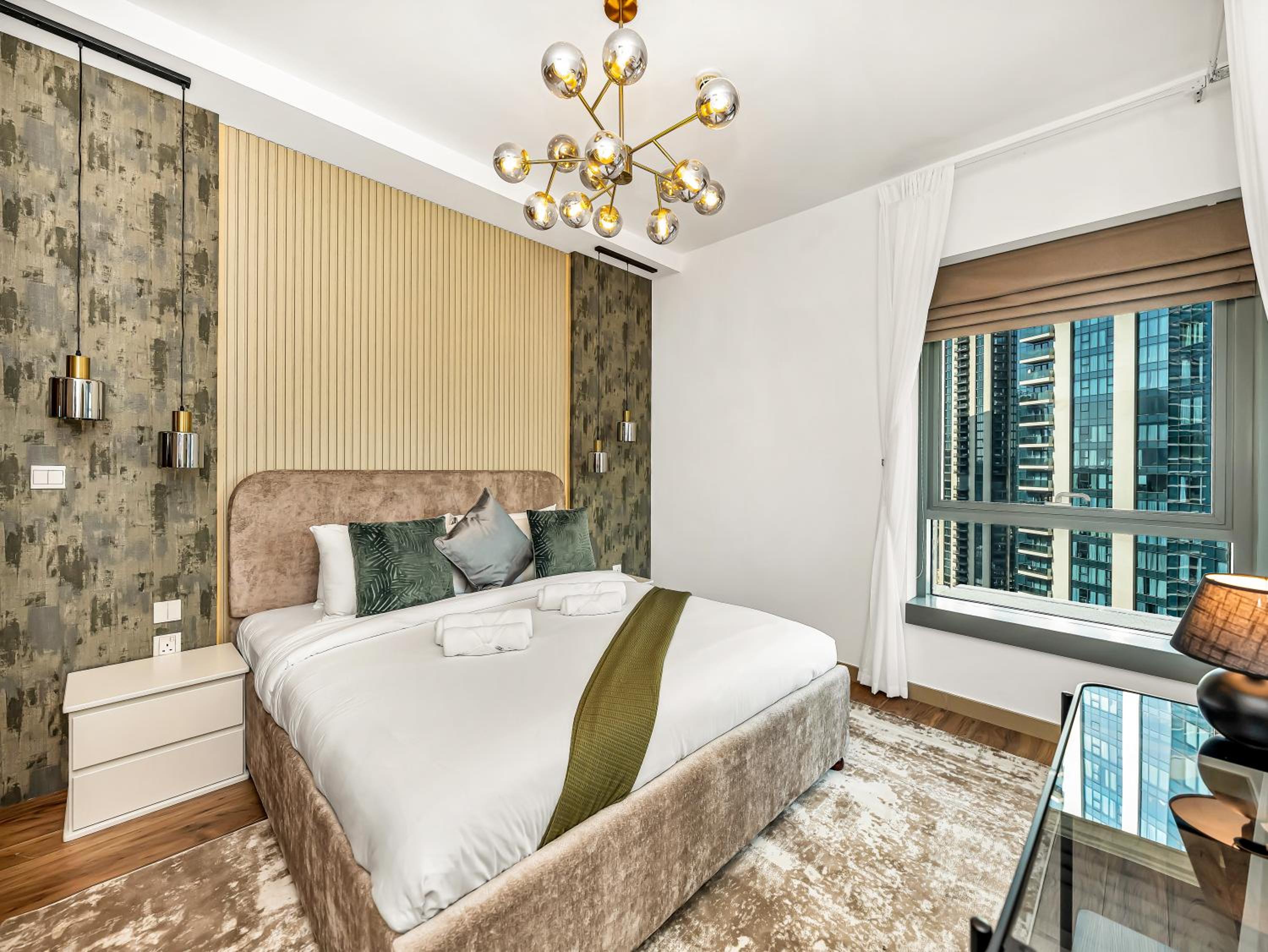 Royal Vista - Luxury 3BR Apartment at 29 Boulevard Tower - Downtown