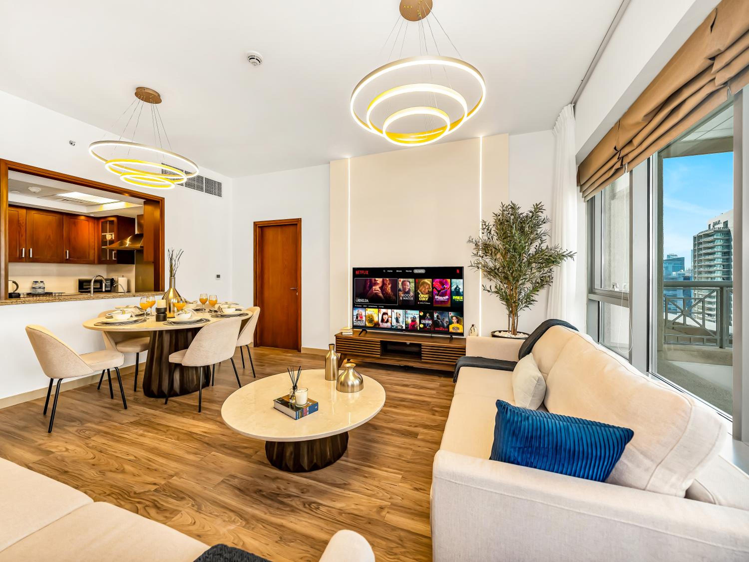 Royal Vista - Luxury 3BR Apartment at 29 Boulevard Tower - Downtown