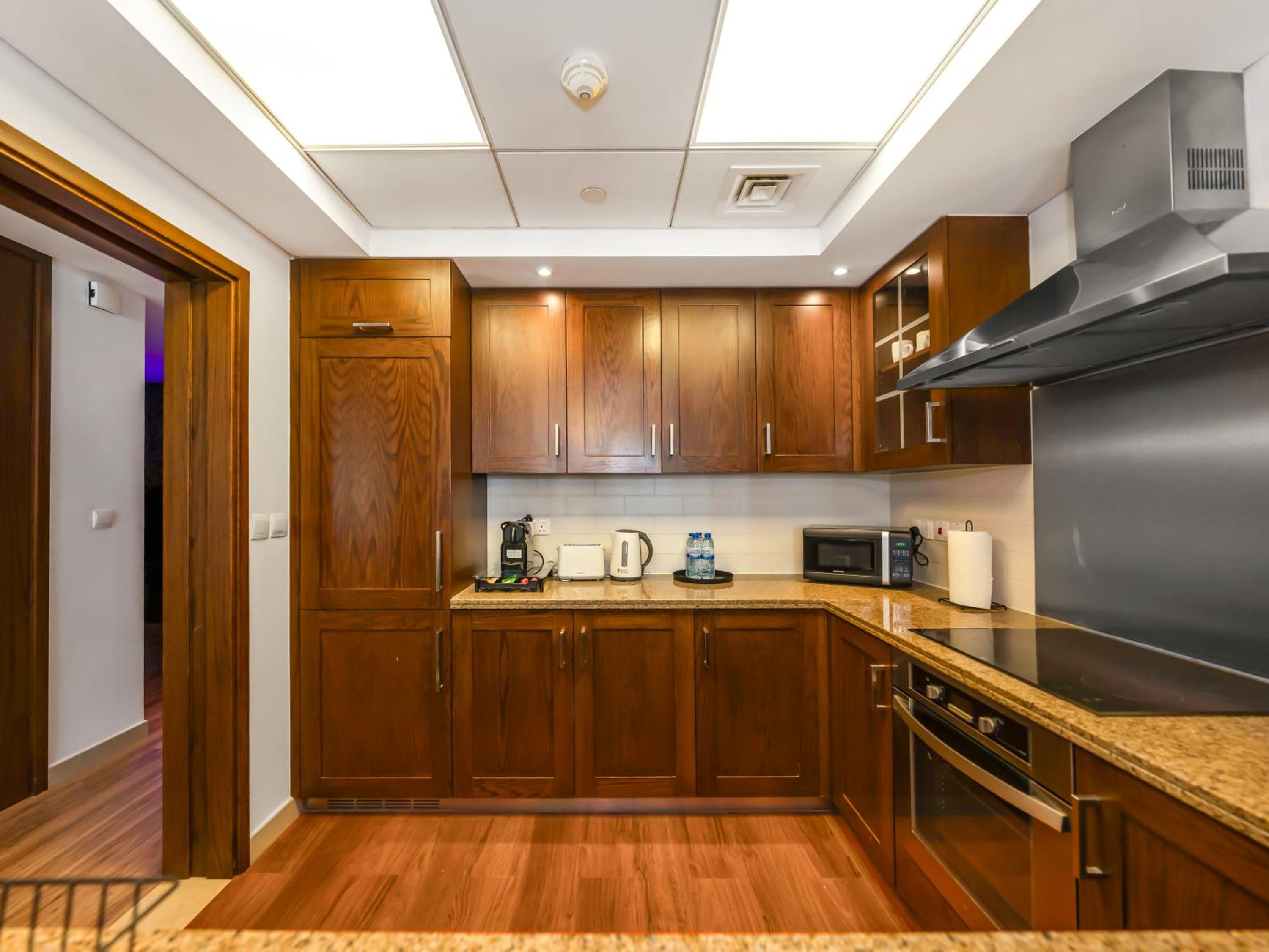 Royal Vista - Luxury 3BR Apartment at 29 Boulevard Tower - Downtown