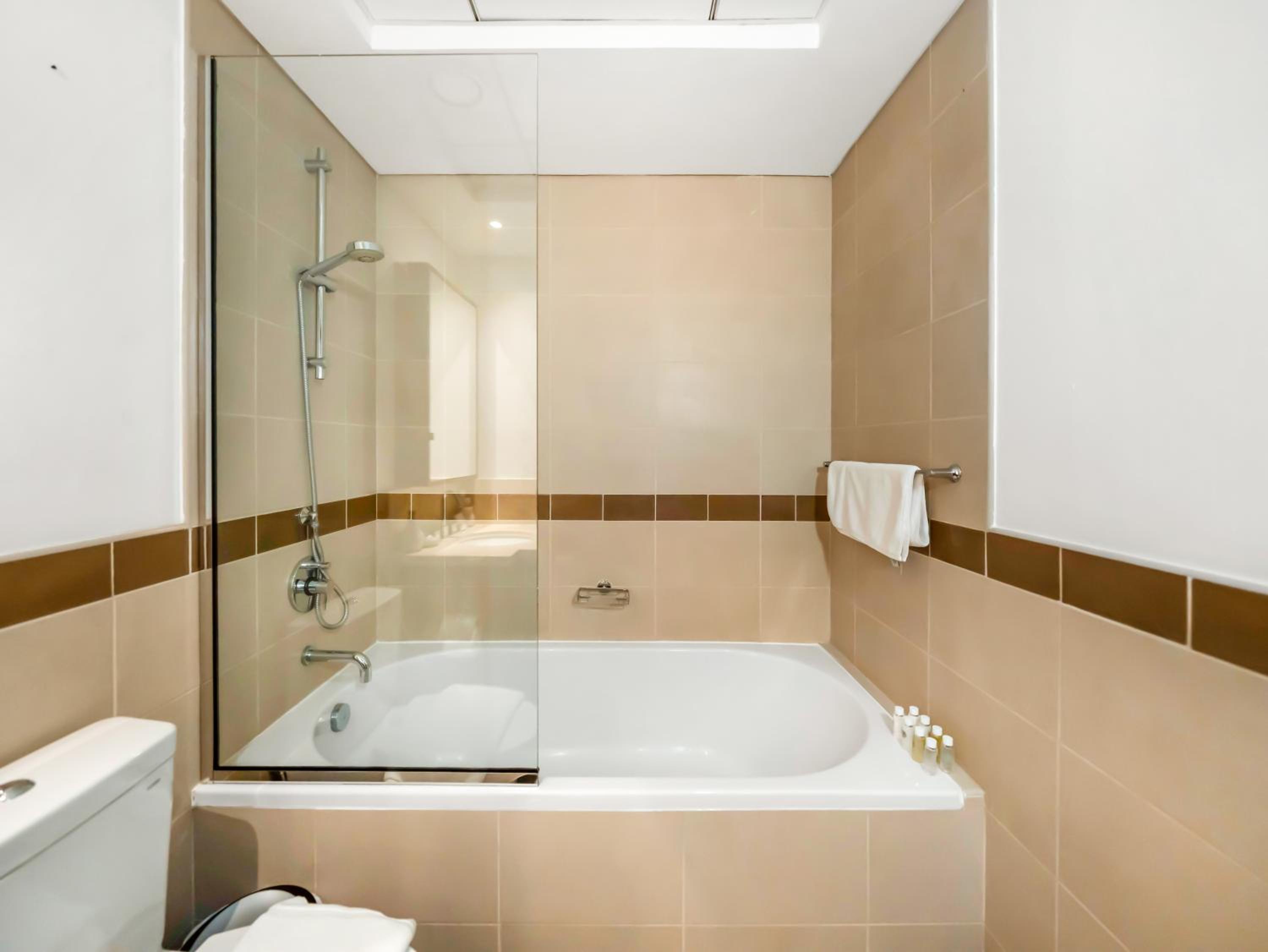Royal Vista - Luxury 3BR Apartment at 29 Boulevard Tower - Downtown