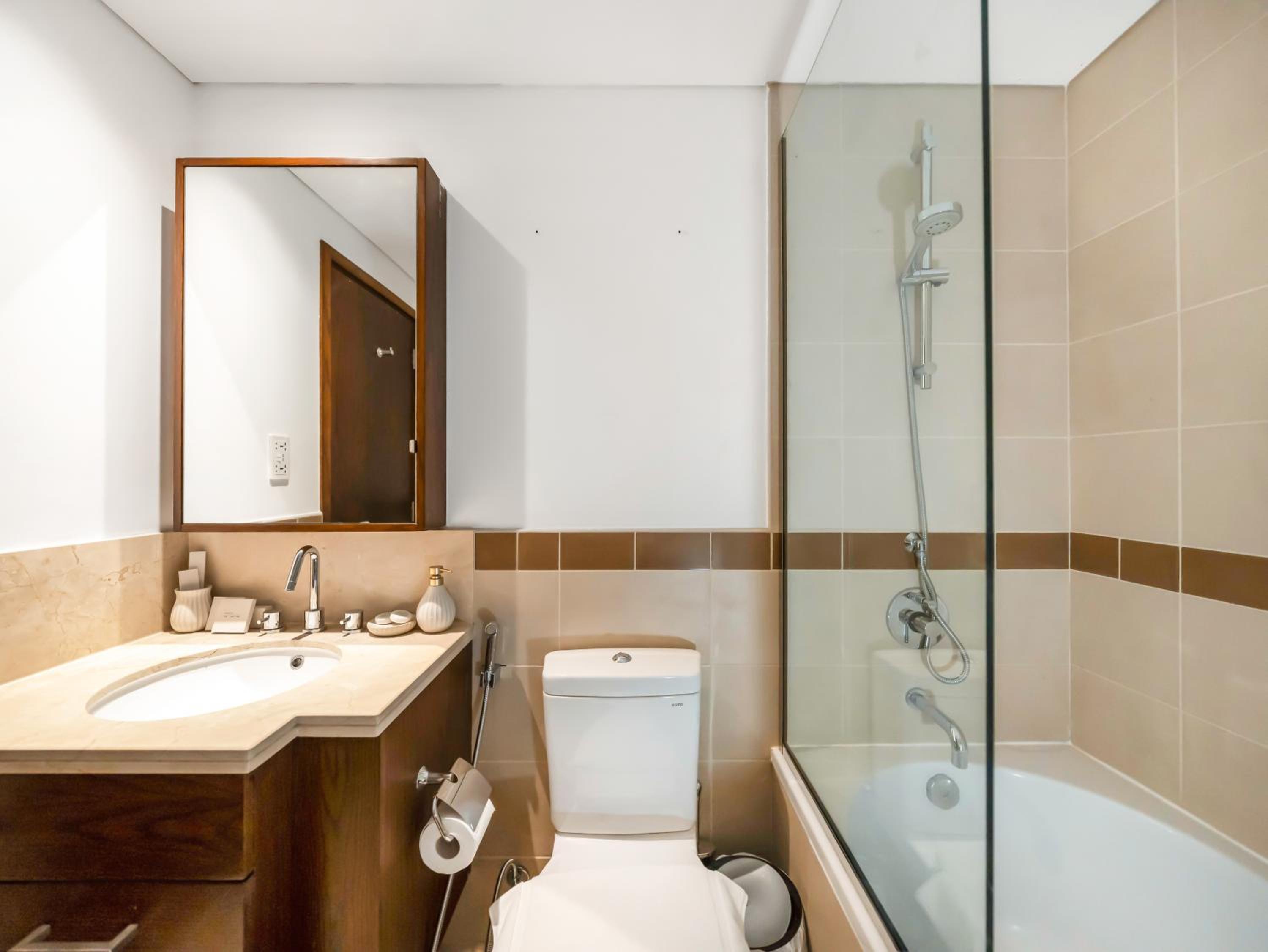 Royal Vista - Luxury 3BR Apartment at 29 Boulevard Tower - Downtown
