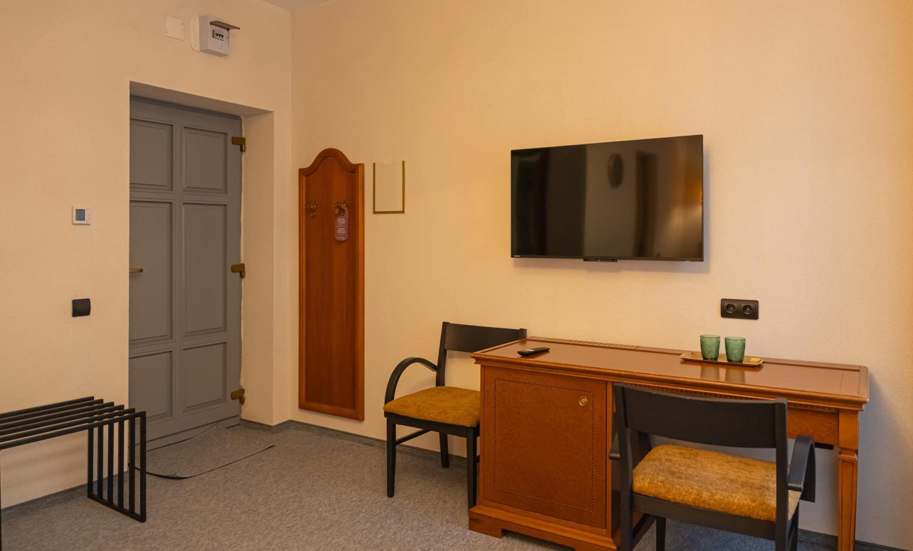 Epic rooms