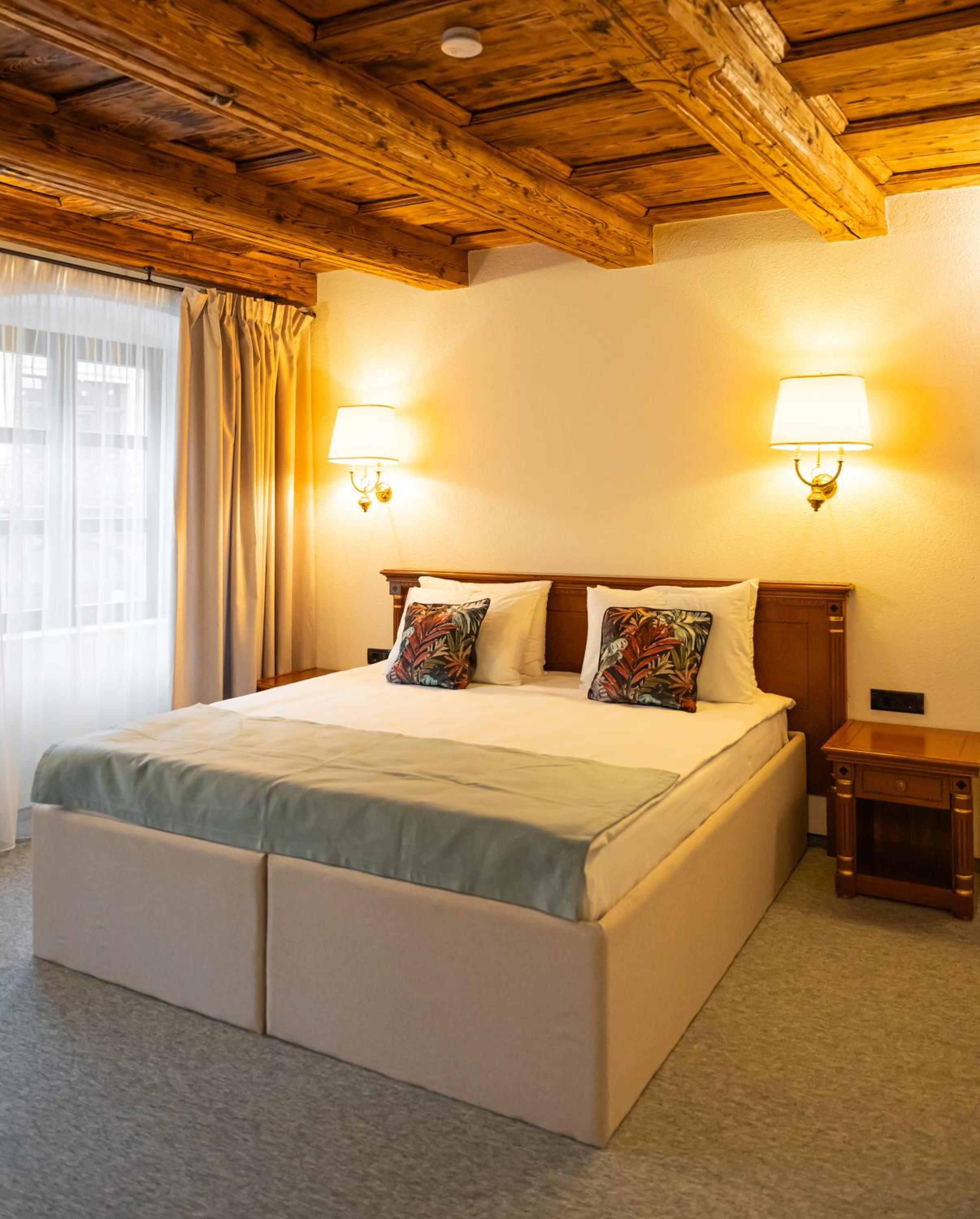 Epic rooms