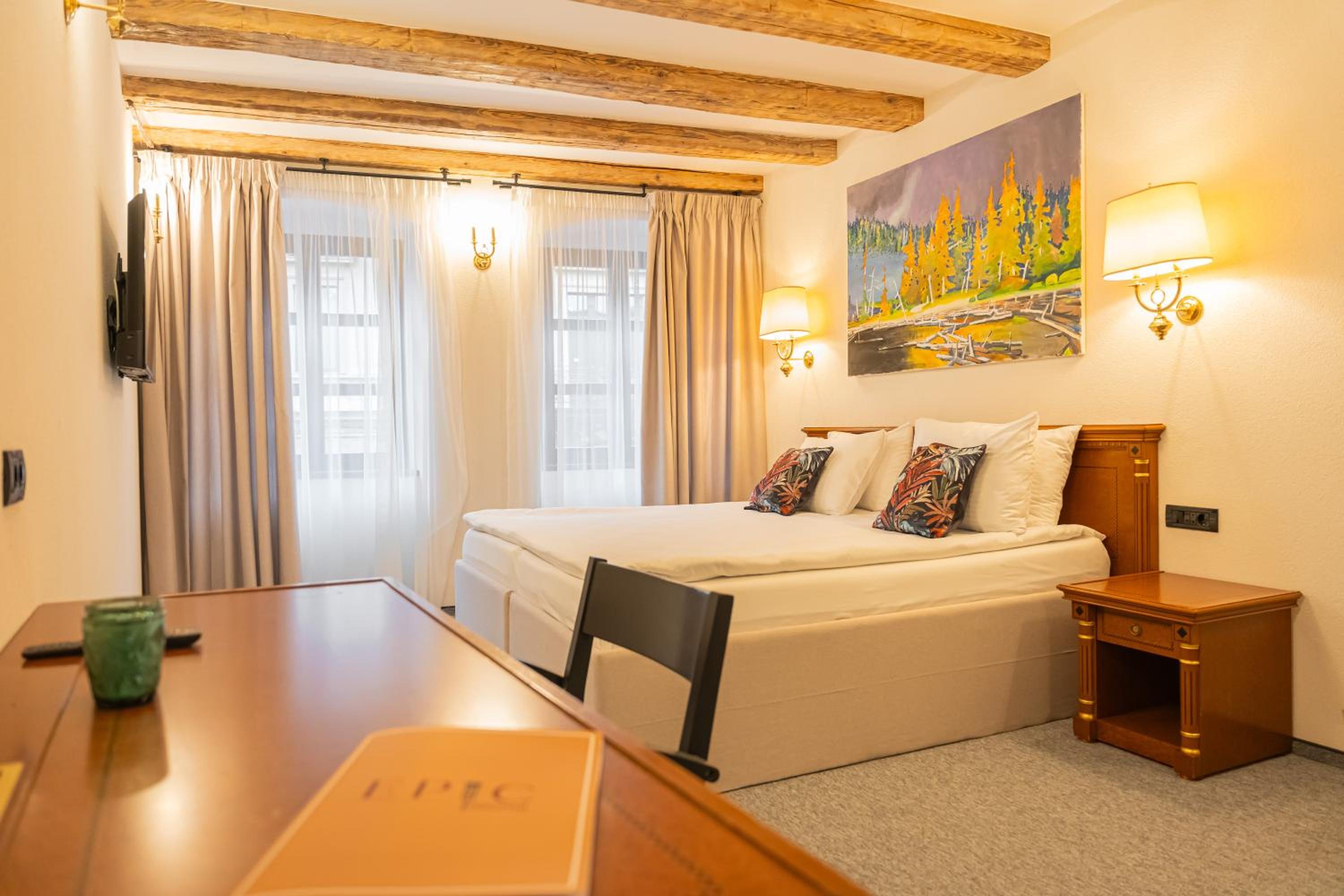 Epic rooms