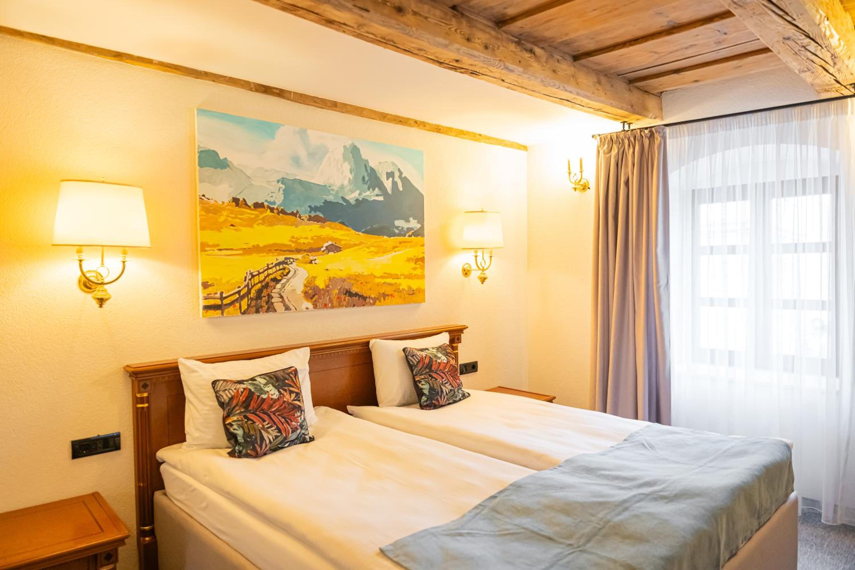 Epic rooms