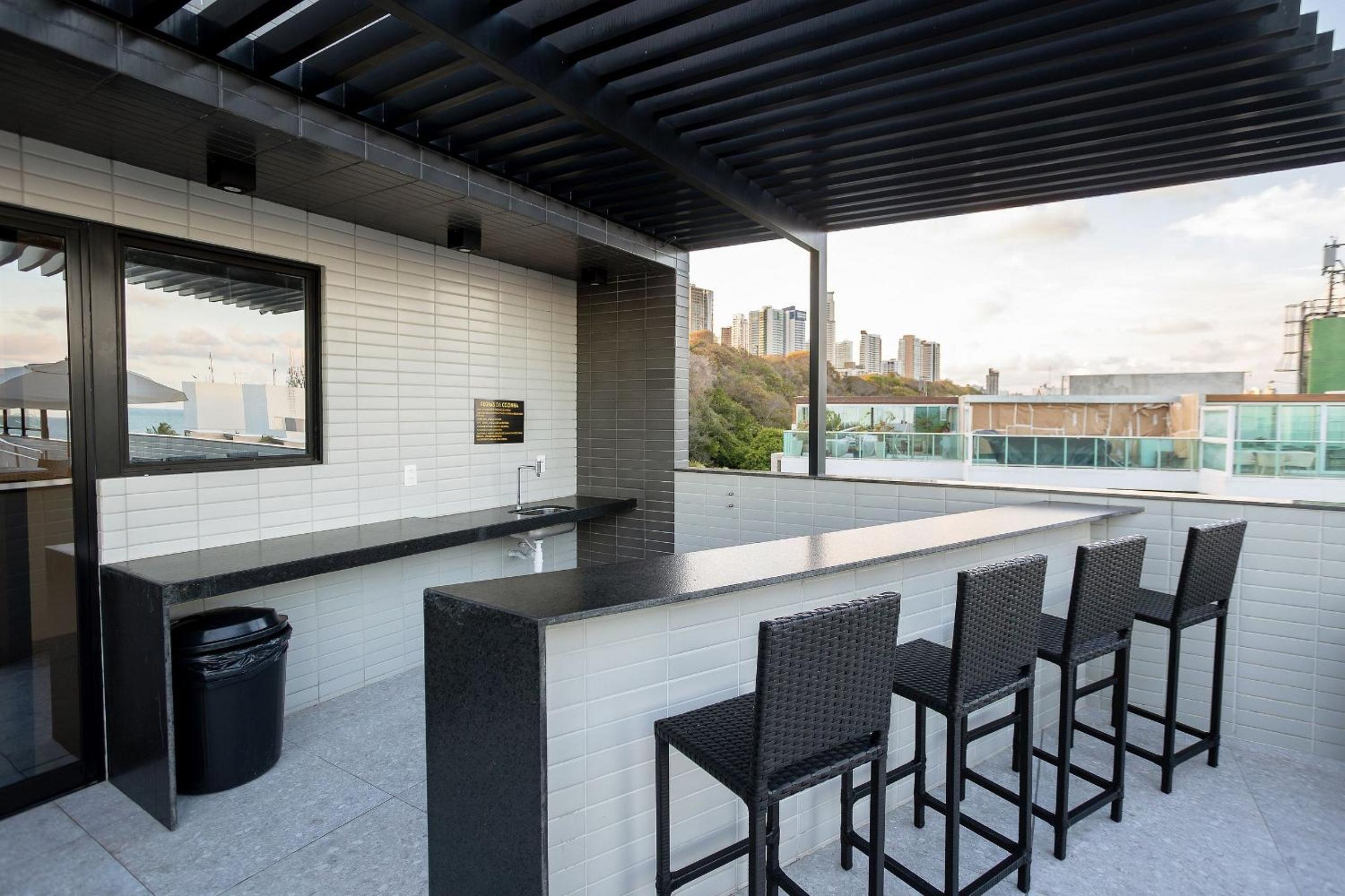 Legacy #401 - Sea view apartment by Carpediem