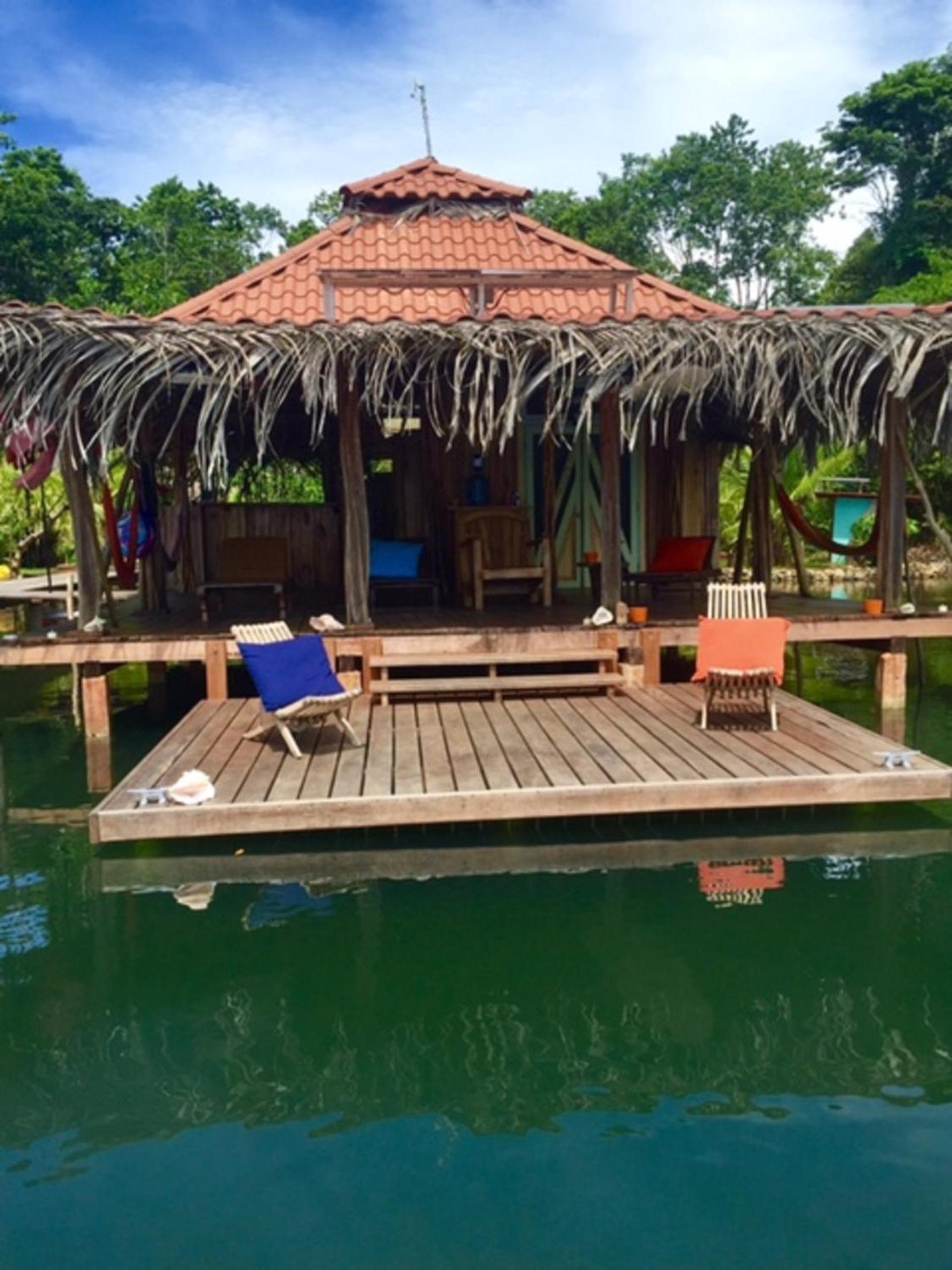 Dolphin Bay Hideaway