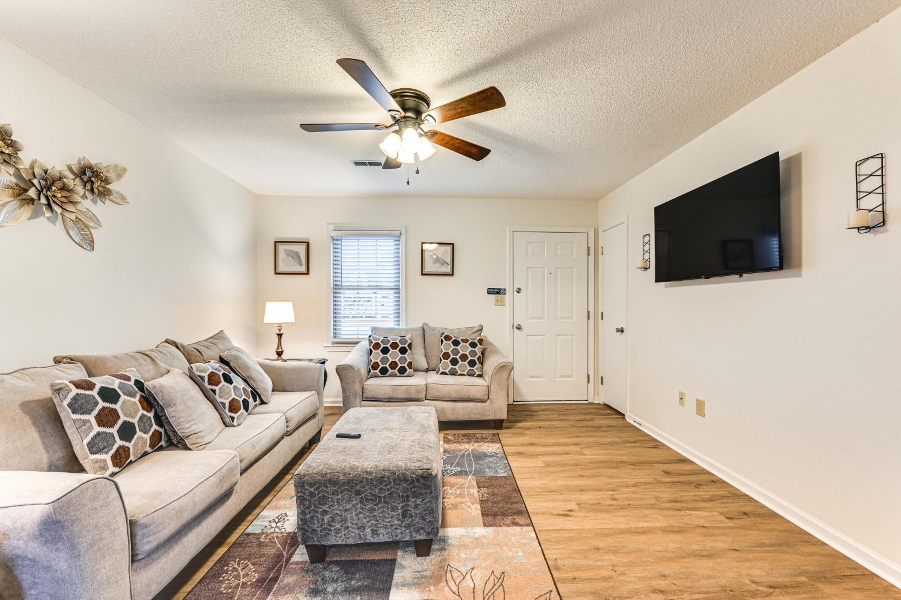 Deck and Fenced Yard Family Home in Winterville