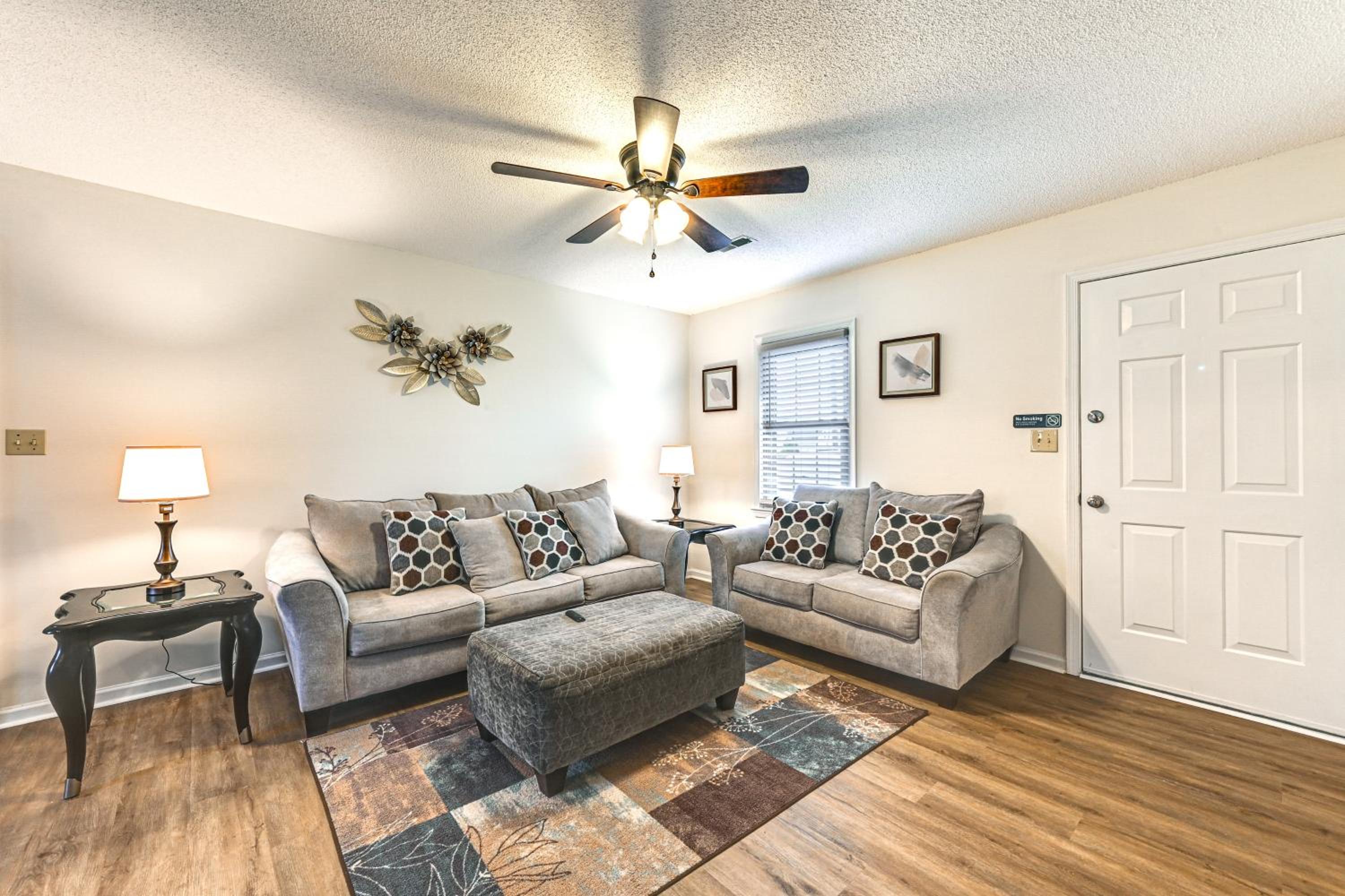 Deck and Fenced Yard Family Home in Winterville