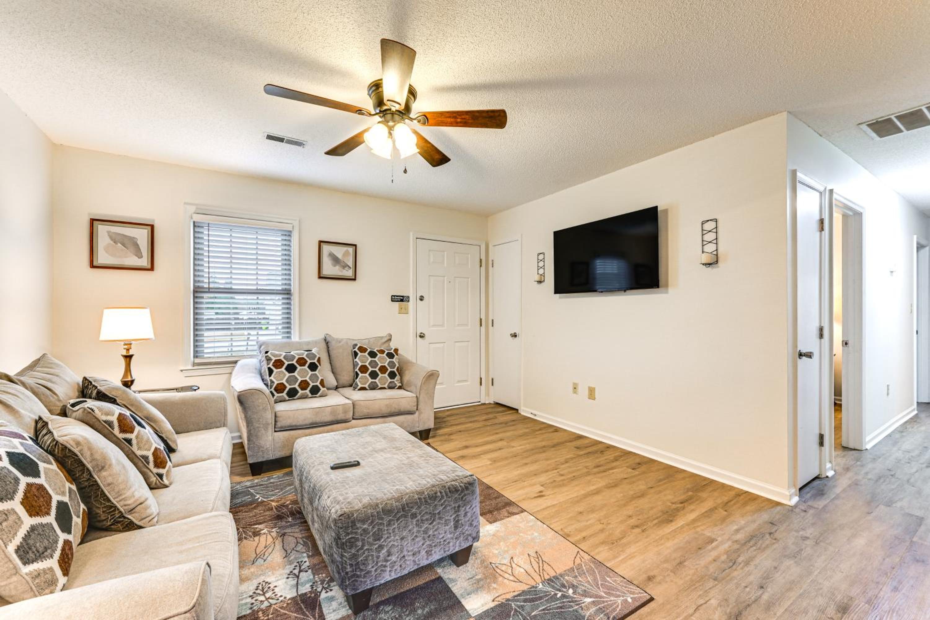 Deck and Fenced Yard Family Home in Winterville