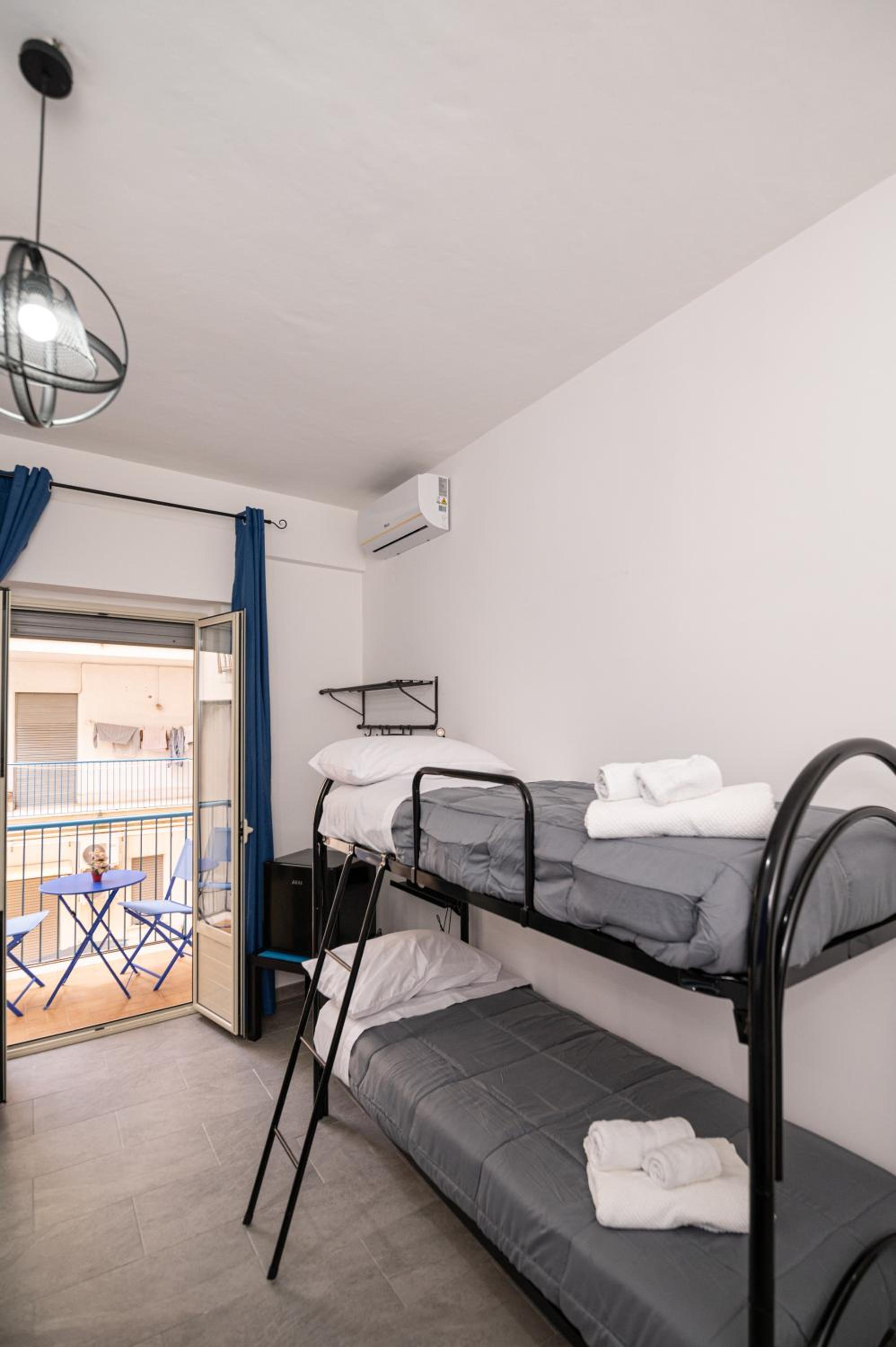Splendori Rooms