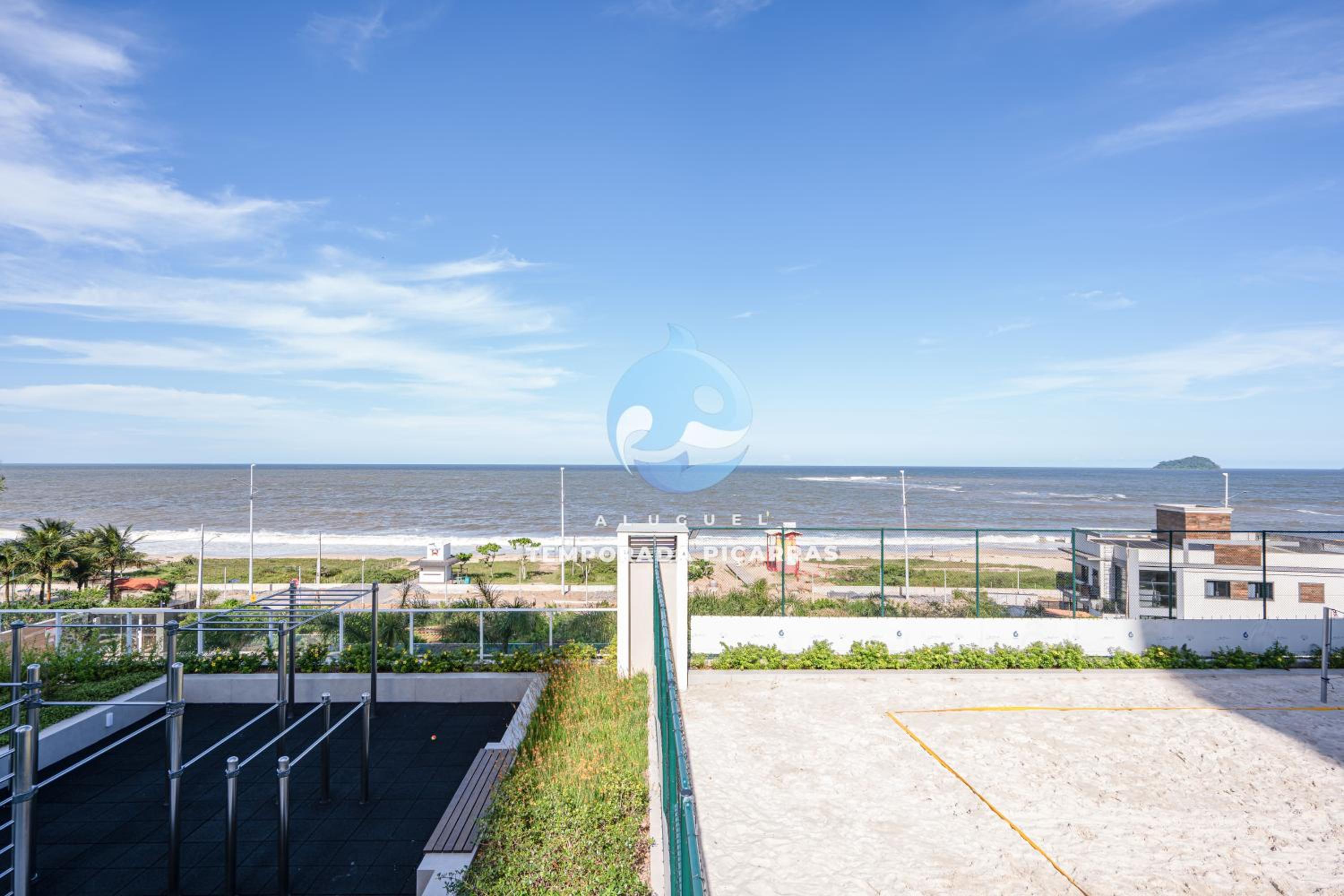 Aptos Pé na Areia Vista Mar Condomínio Resort Completo com Piscina borda Infinita, Beach Tennis, Academia, Sala de Jogos, Brinquedoteca, Playground e Porta
