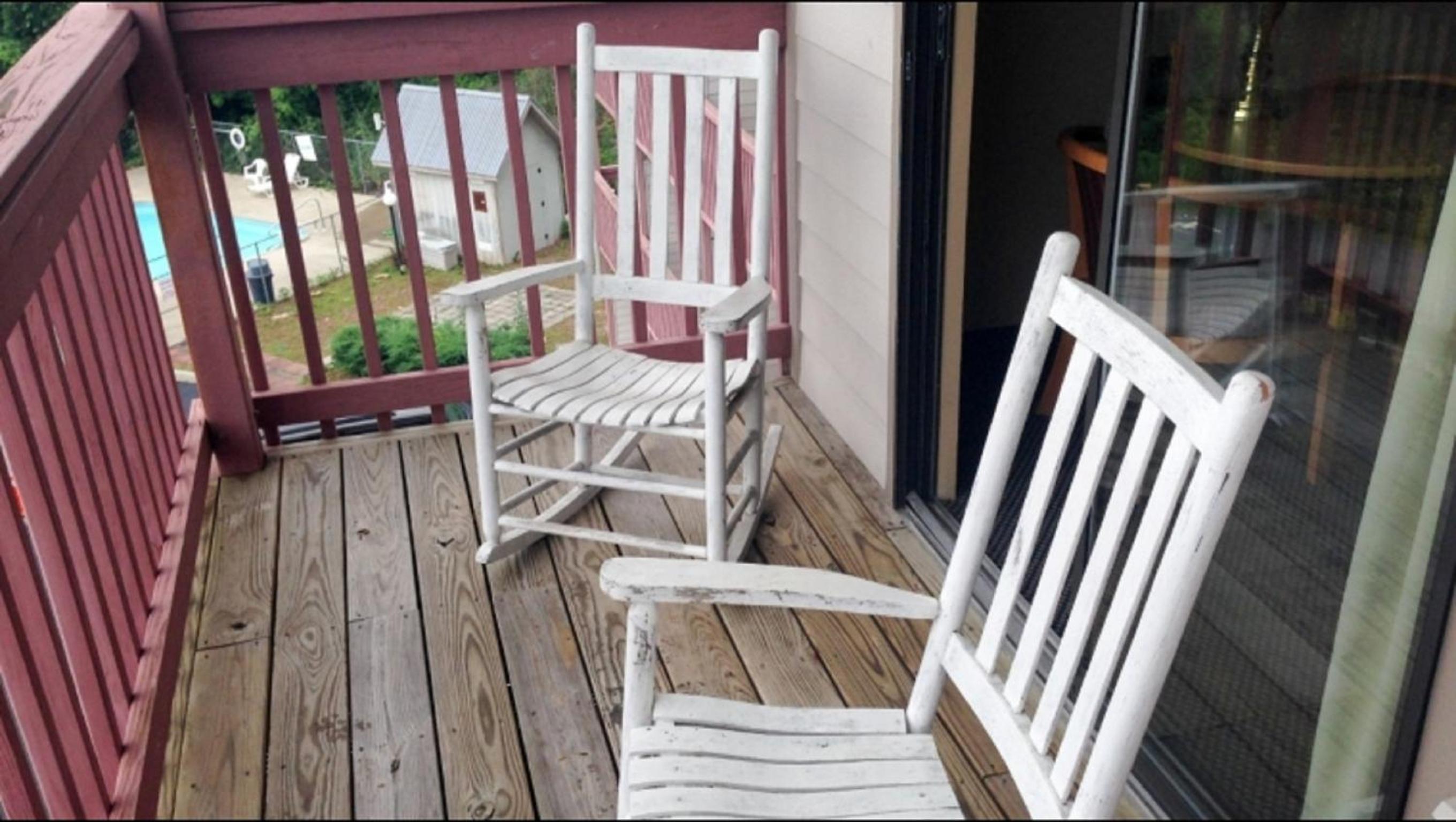 Days Inn by Wyndham Waynesville NC view 2