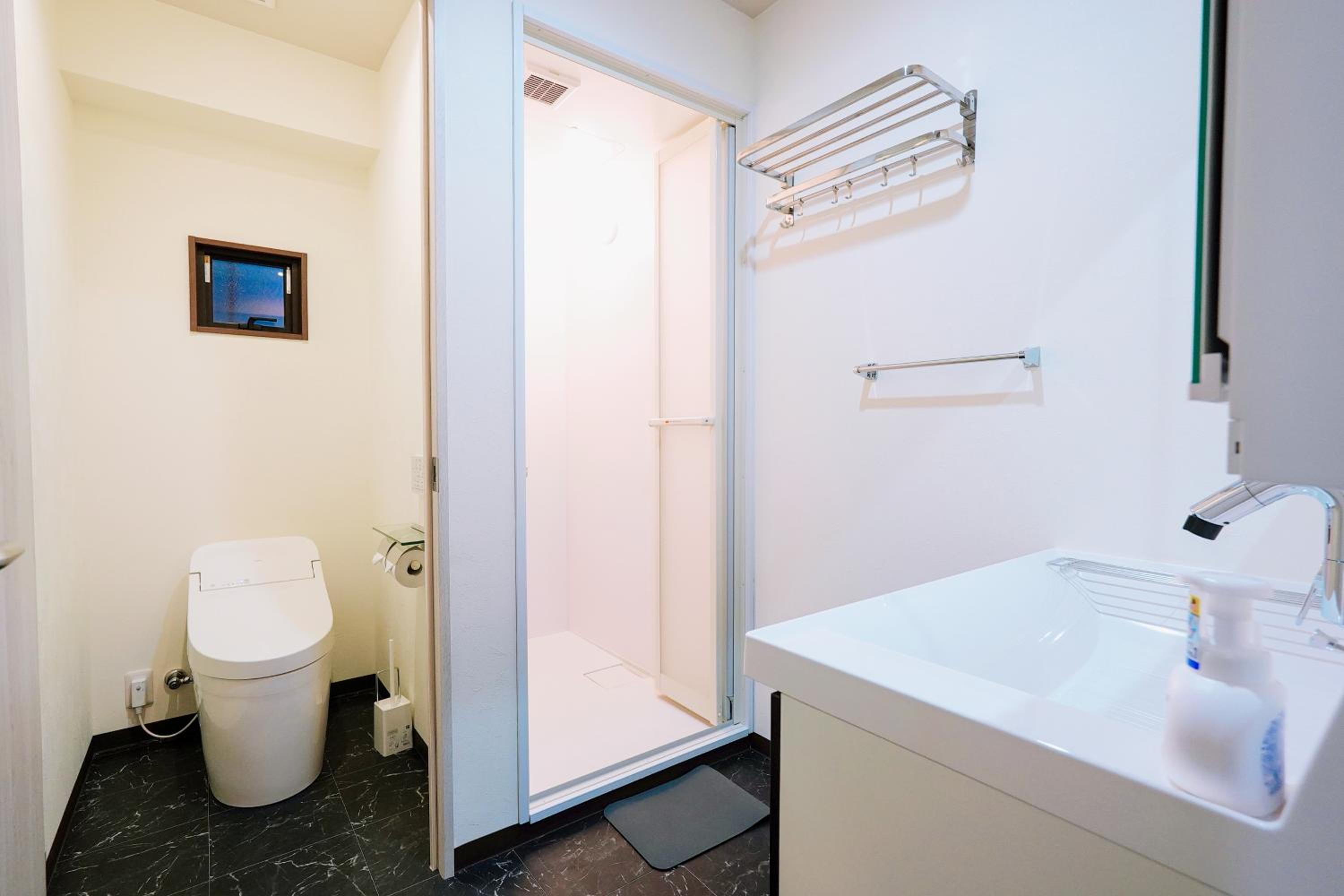 ASOBO OSAKA Nipponbashi Apartment