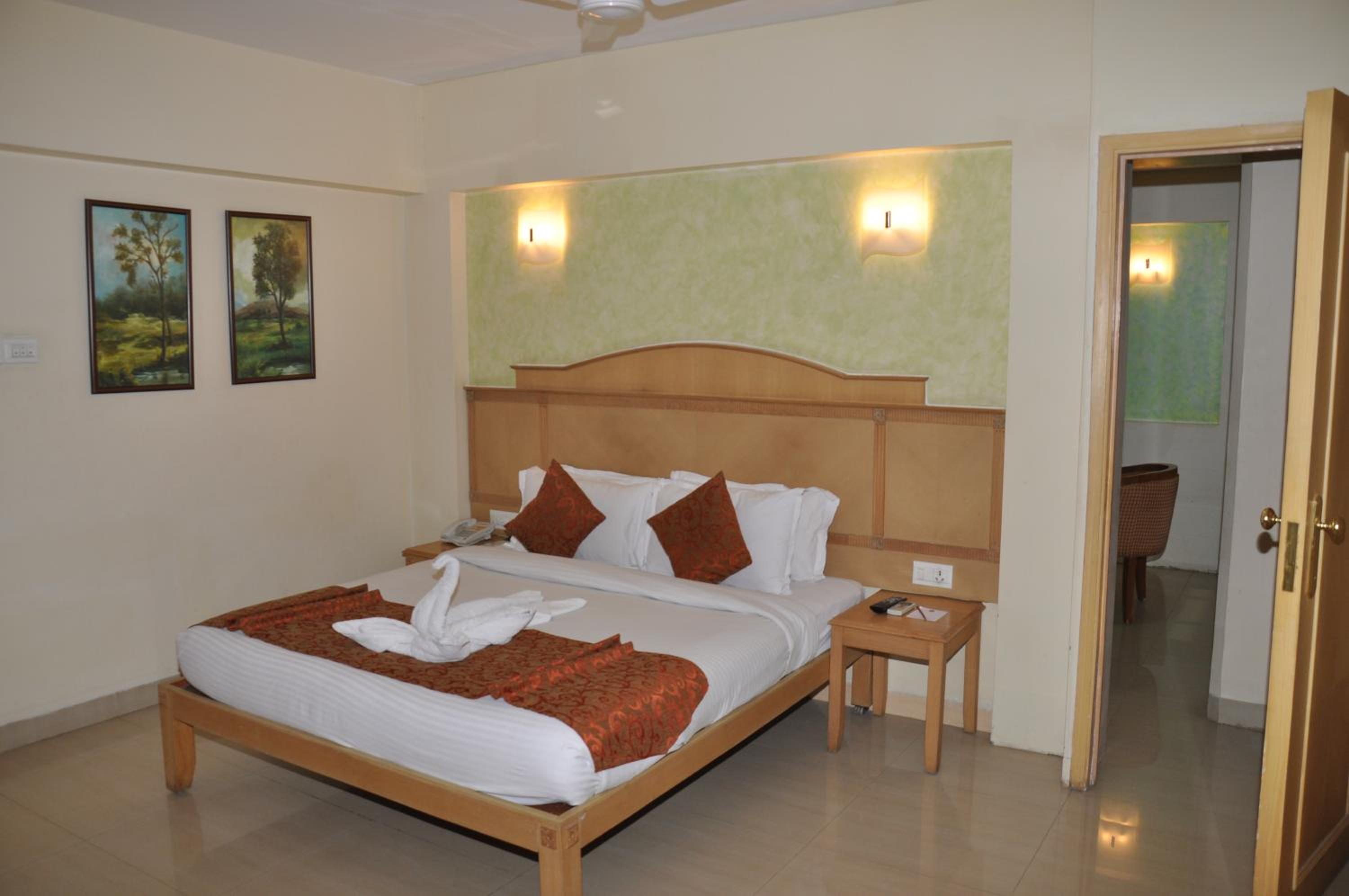 Shirdi Vacations - Hotel Abigail Regency - Property Image 1