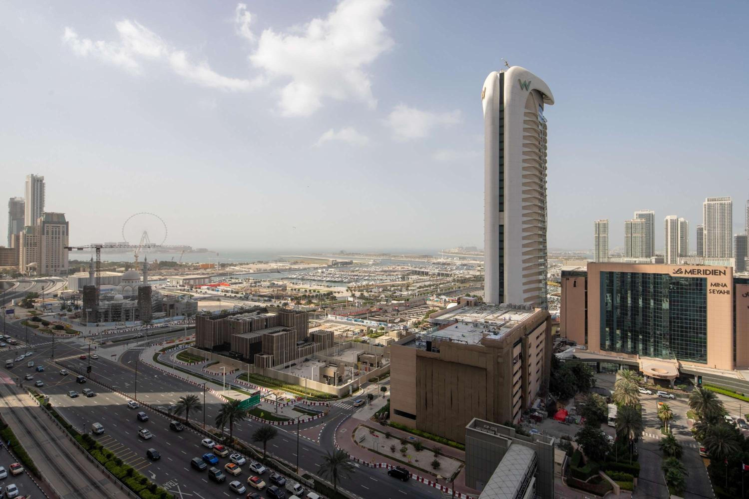 Frank Porter - Ocean Heights, Dubai Marina