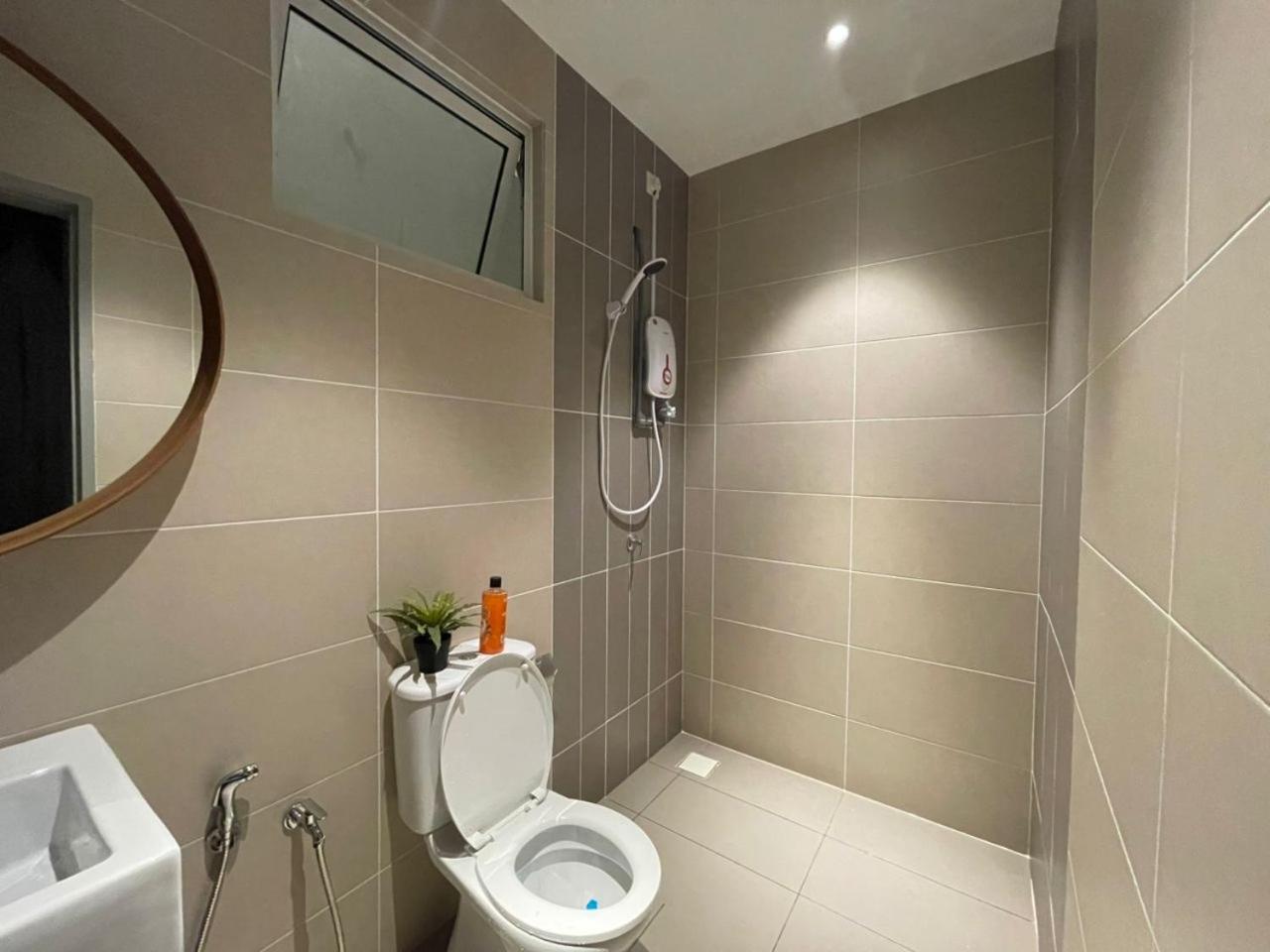 Palmyra Stylish New Condo