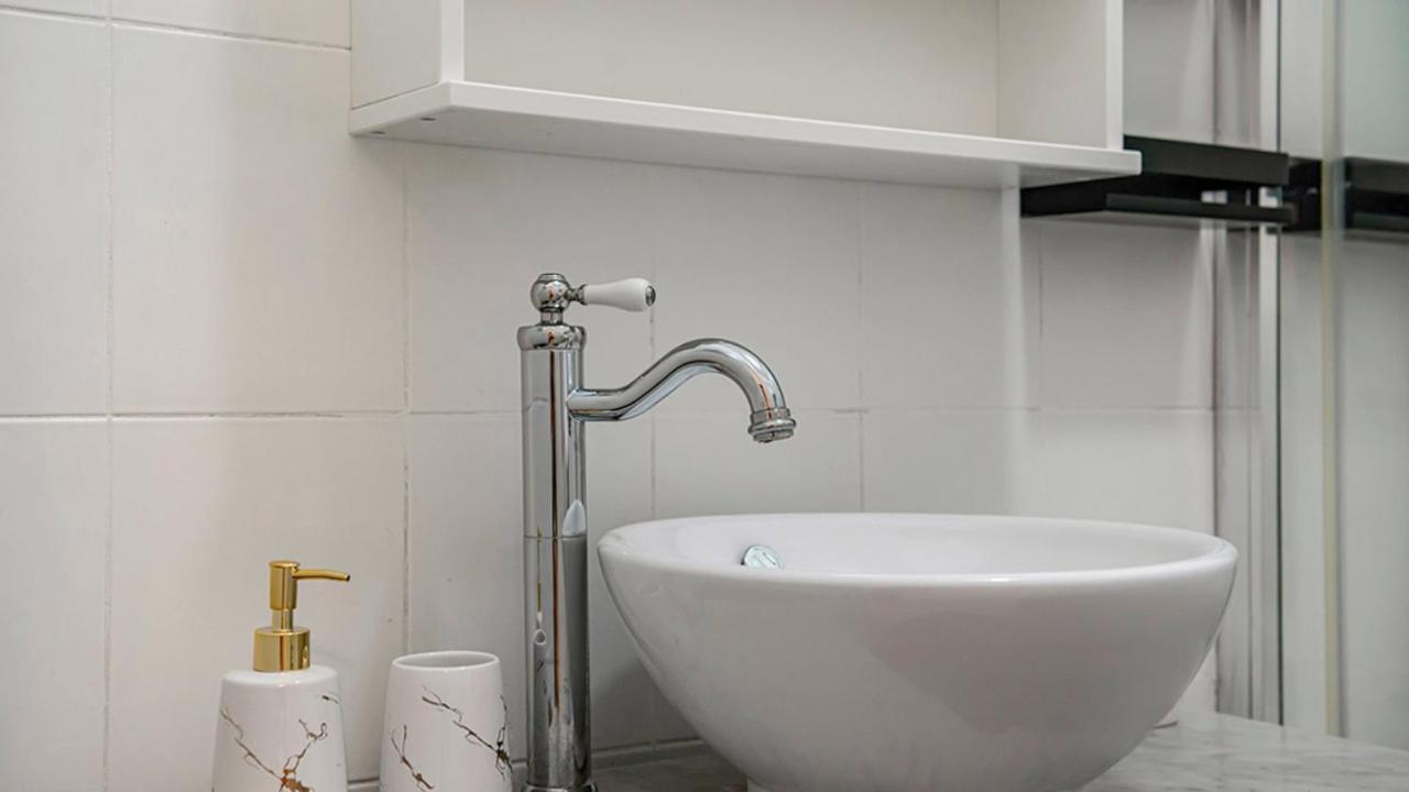 Lovely Collatina Apartment by Rentbeat