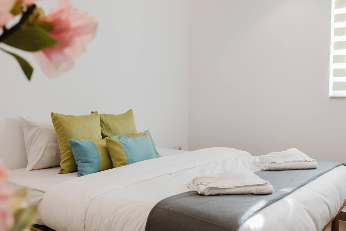 Dolmen Court Qawra fl13 w shared pool! by Homely photo 2