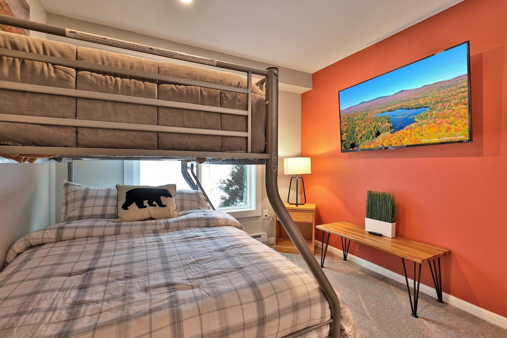 Mountain Green 3C16 - Renovated 2BR-2BA With Mountain Views, Hot Tub, Pool, Shuttle, Gym
