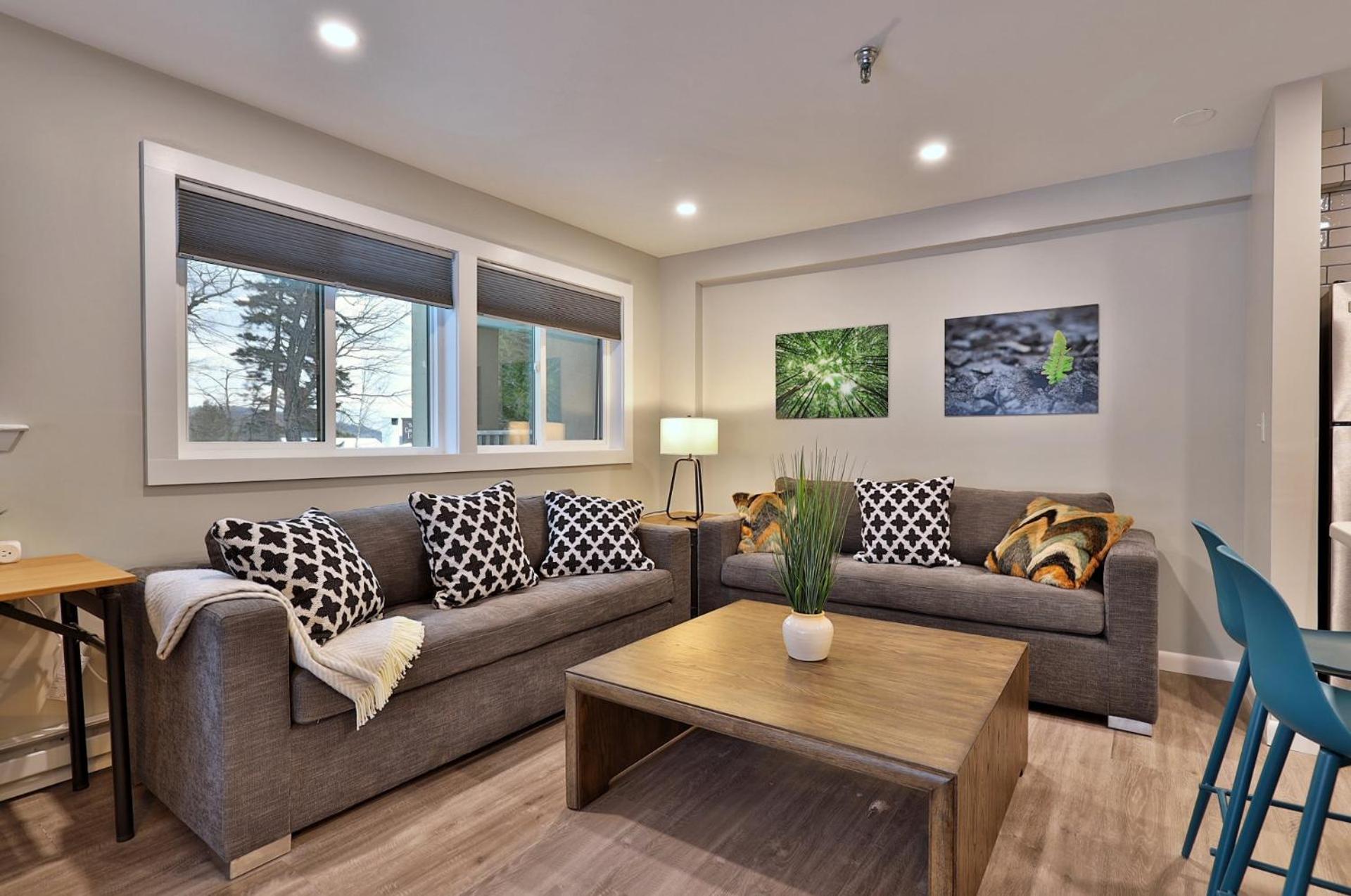 Mountain Green 3C16 - Renovated 2BR-2BA With Mountain Views, Hot Tub, Pool, Shuttle, Gym