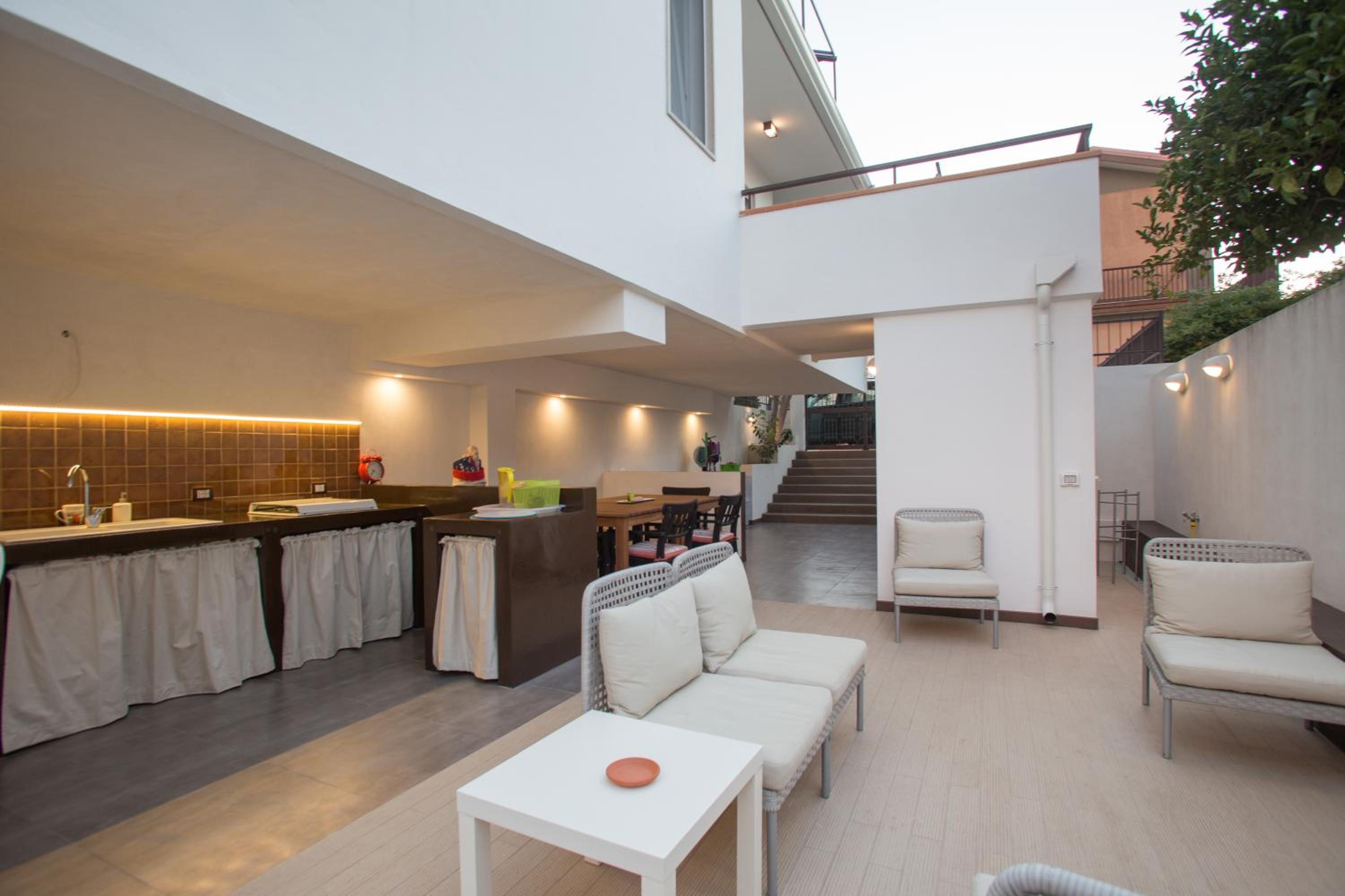 GGHH House Hotel