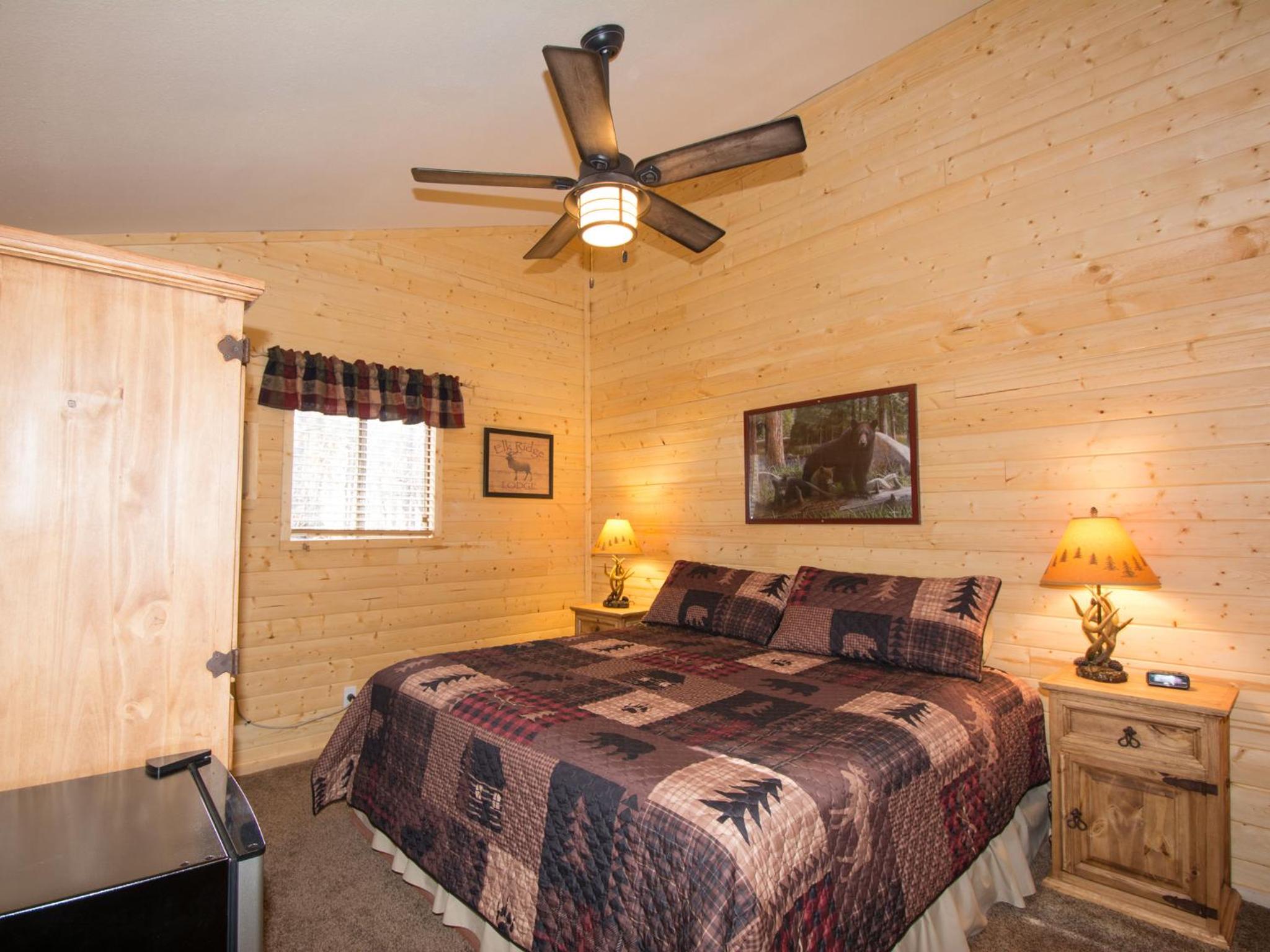 Upper Canyon Inn & Cabins
