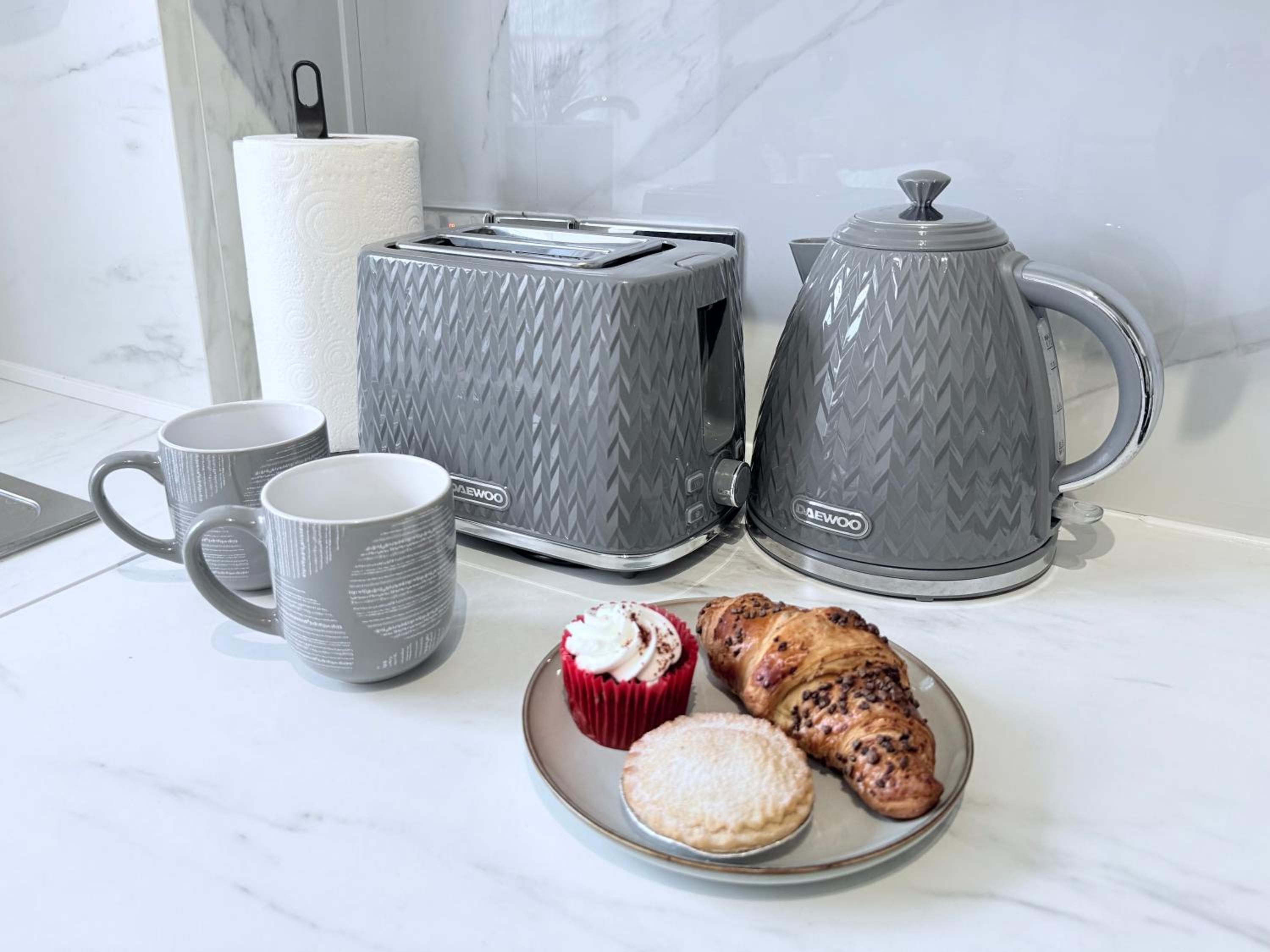 StayLondon - Sleeps 5 with Free Parking - best for Holiday, Concerts or Matches