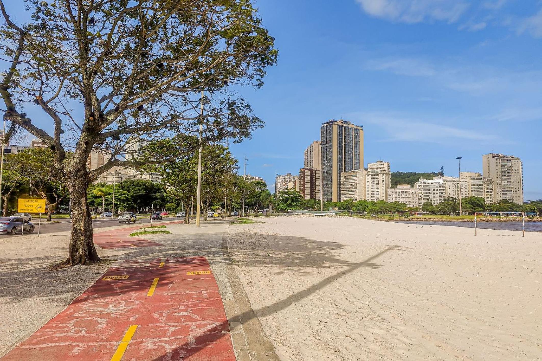 Botafogo: Sugarloaf and Comfort | 4 Guests