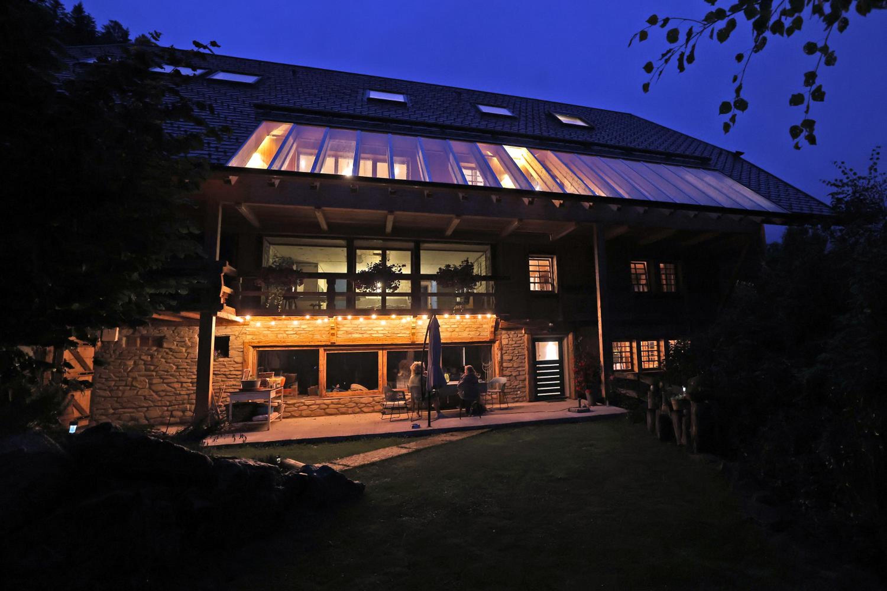 living TIMELESS- Haldenhof Loft, Luxus Schwarzwald-Retreat mit Sauna
