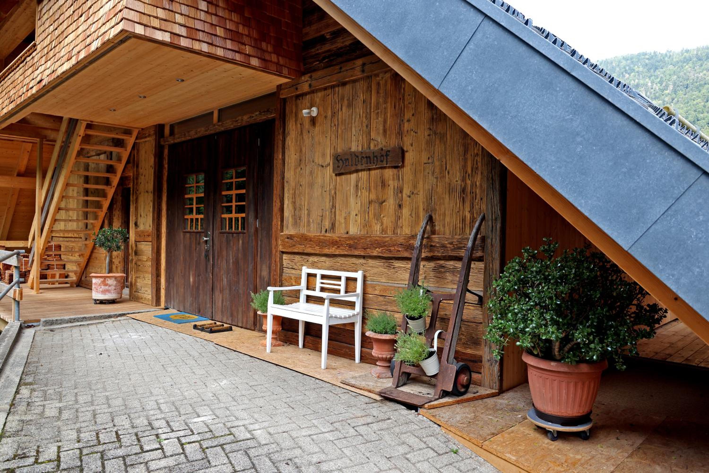 living TIMELESS- Haldenhof Loft, Luxus Schwarzwald-Retreat mit Sauna