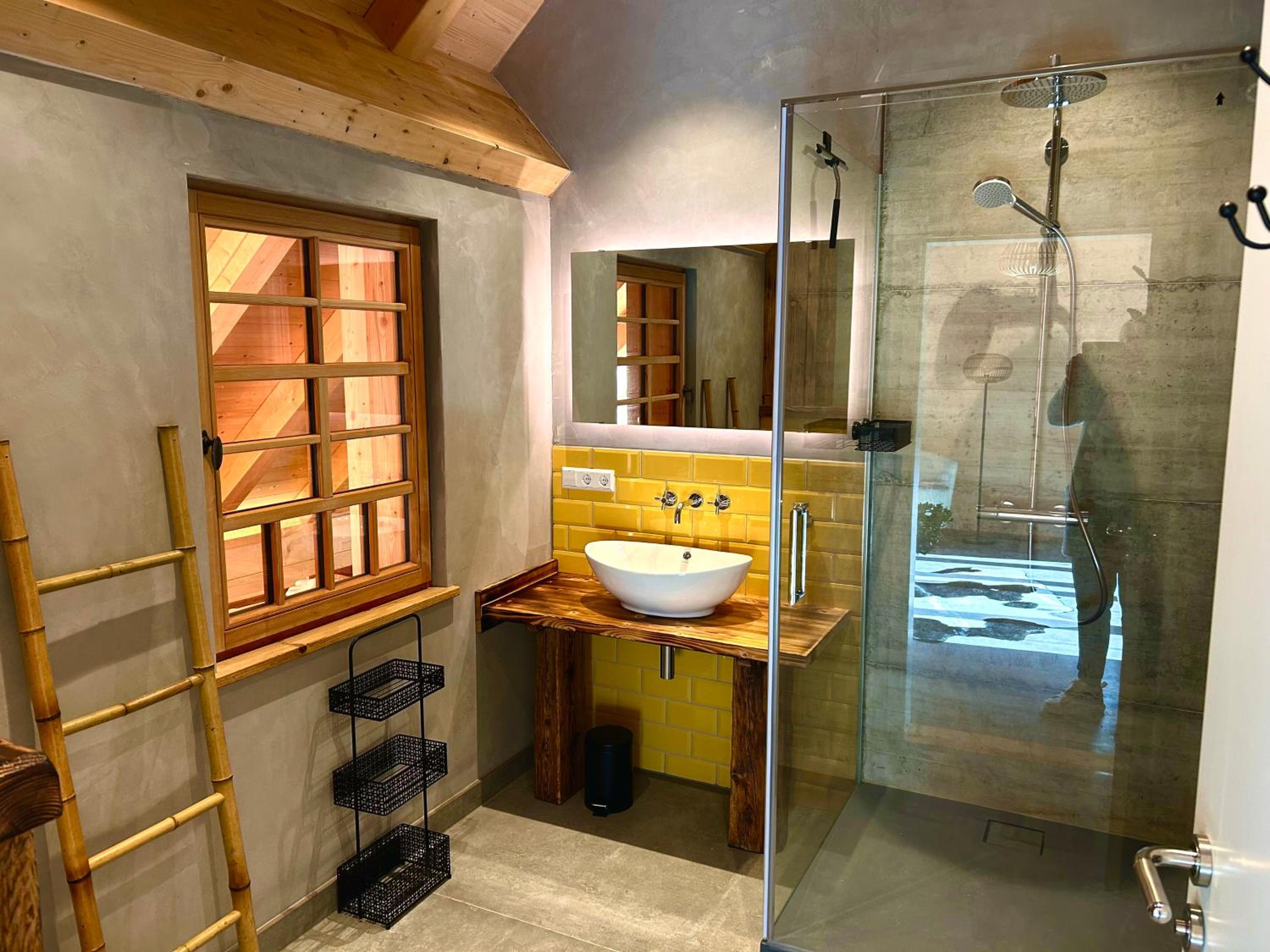 living TIMELESS- Haldenhof Loft, Luxus Schwarzwald-Retreat mit Sauna