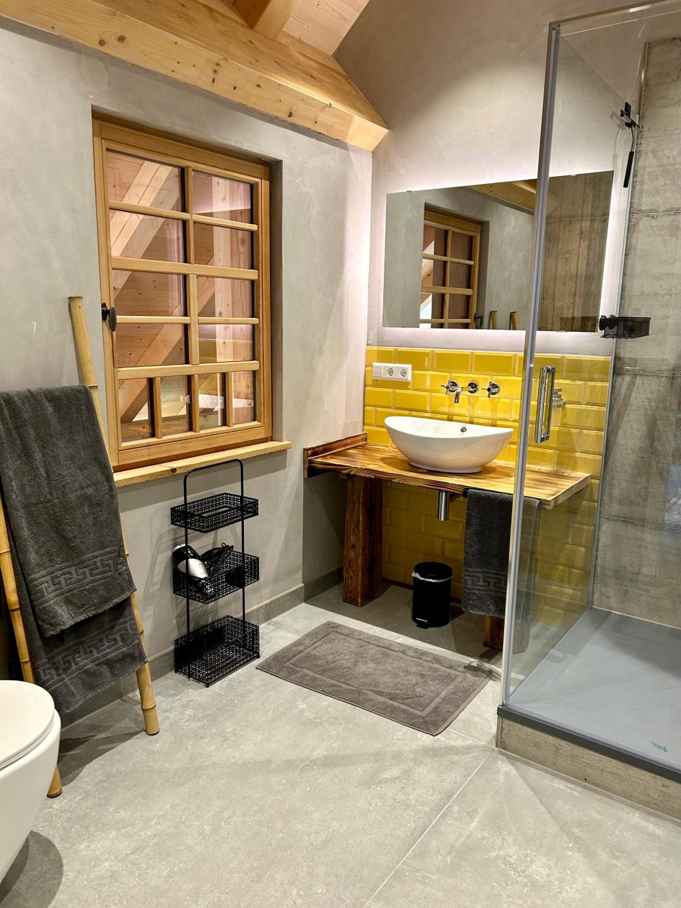 living TIMELESS- Haldenhof Loft, Luxus Schwarzwald-Retreat mit Sauna