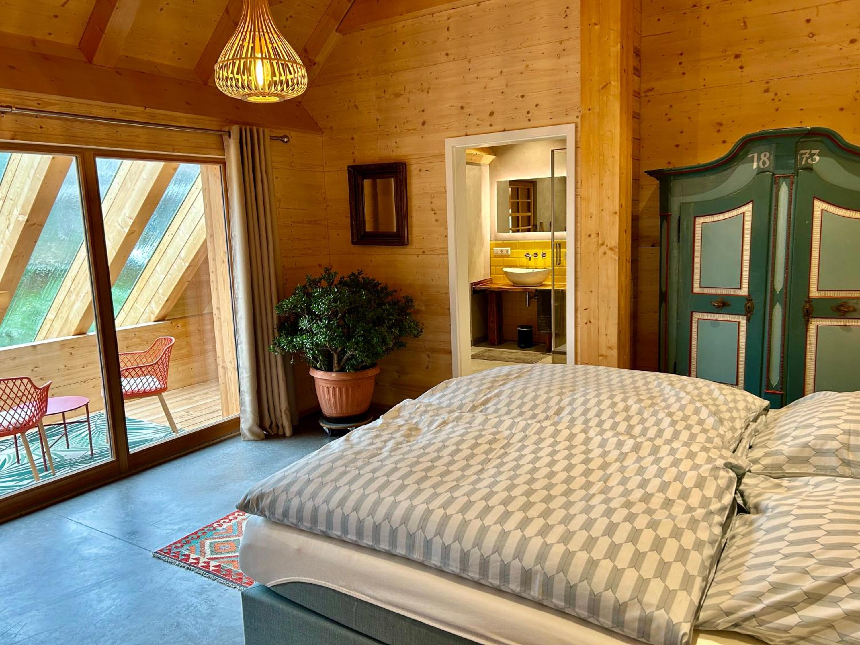 living TIMELESS- Haldenhof Loft, Luxus Schwarzwald-Retreat mit Sauna