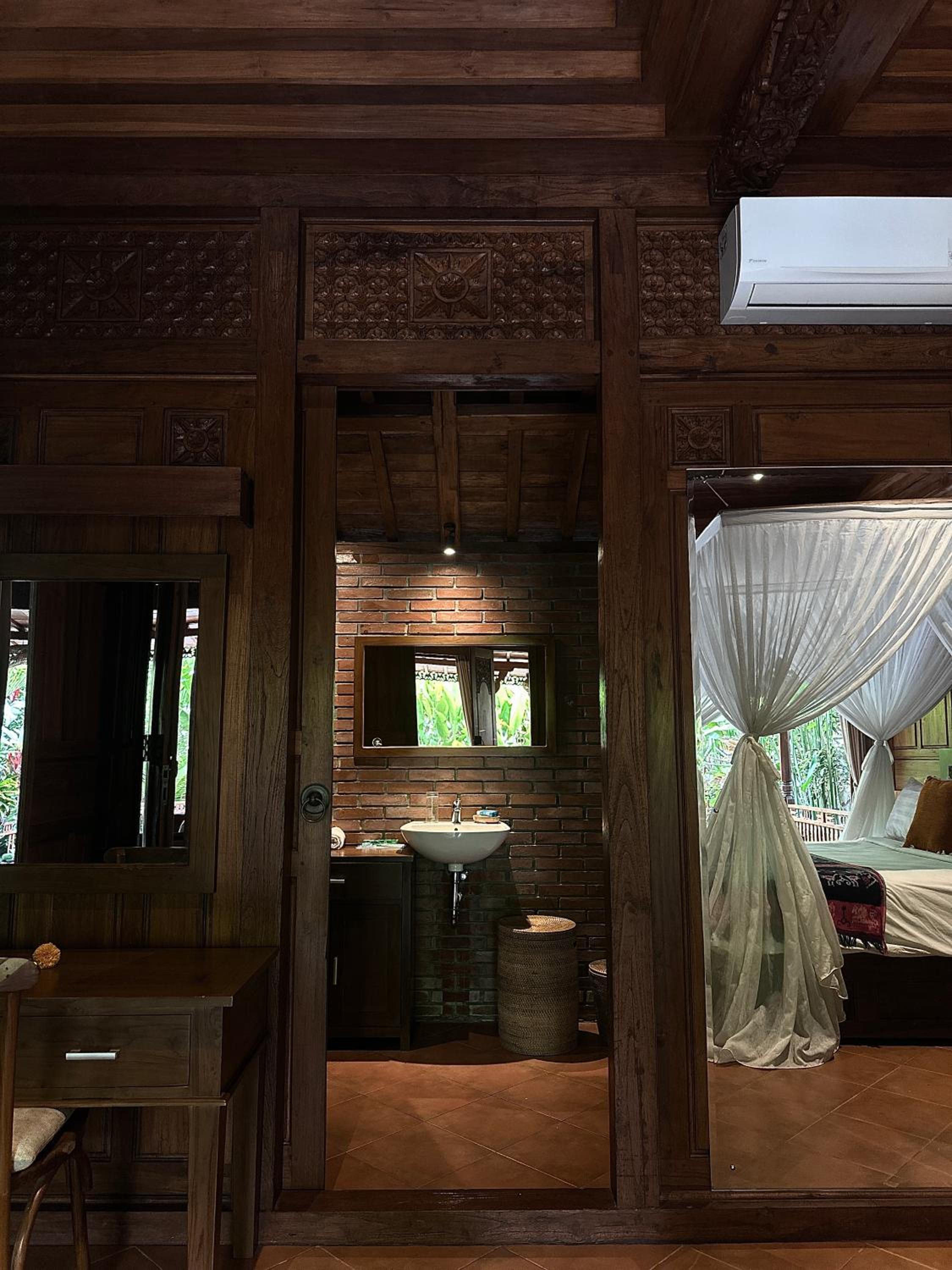 Darta Ubud Joglo Villa by EPS
