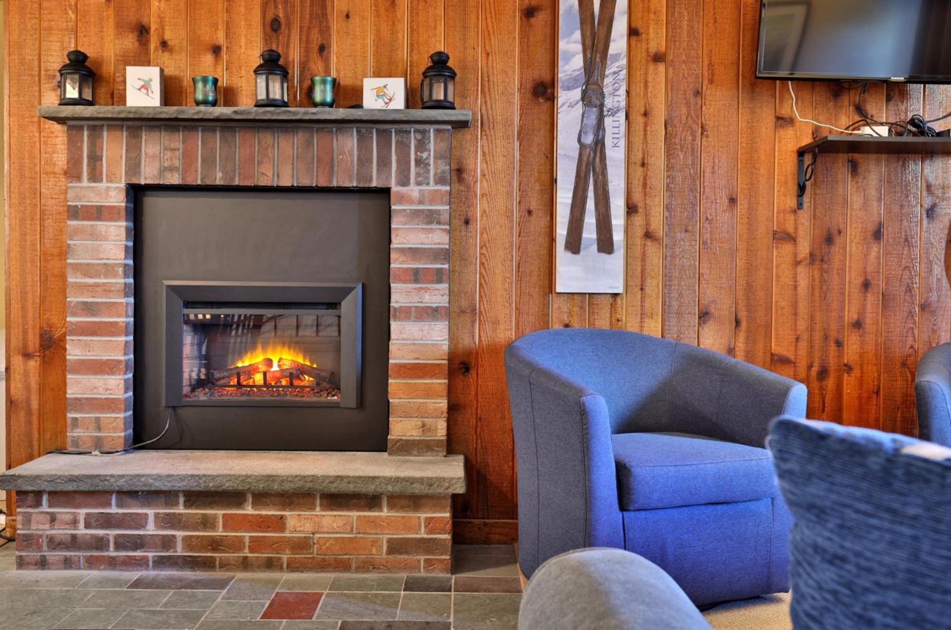 Alpine Oasis Studio at Mountain Green Resort - Shuttle to the Slopes, Pool, Hot Tub, Gym, Ski Shop, Restaurant!