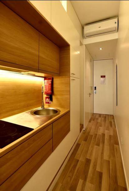 Space Shuttle studios - Tiny House